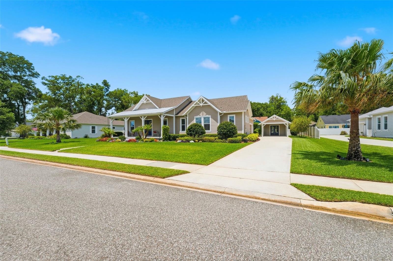 326 W DELAWARE AVE, LAKE HELEN, FL, 32744