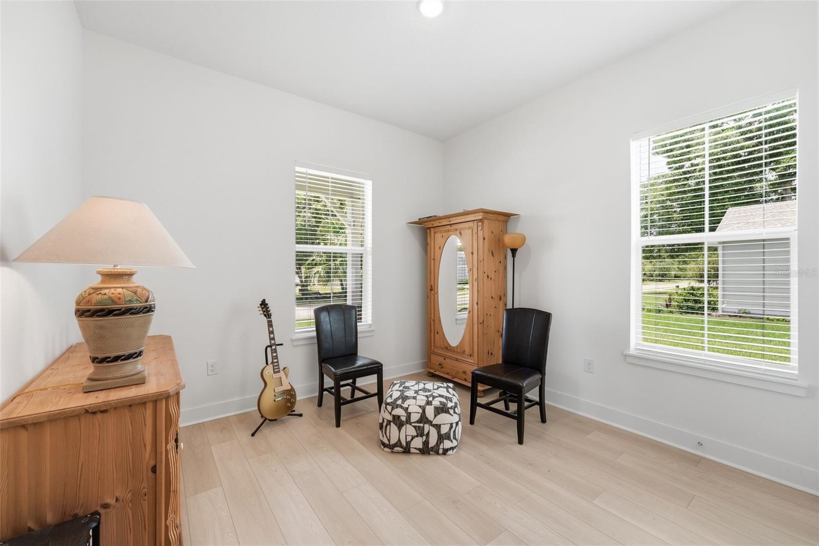 326 W DELAWARE AVE, LAKE HELEN, FL, 32744