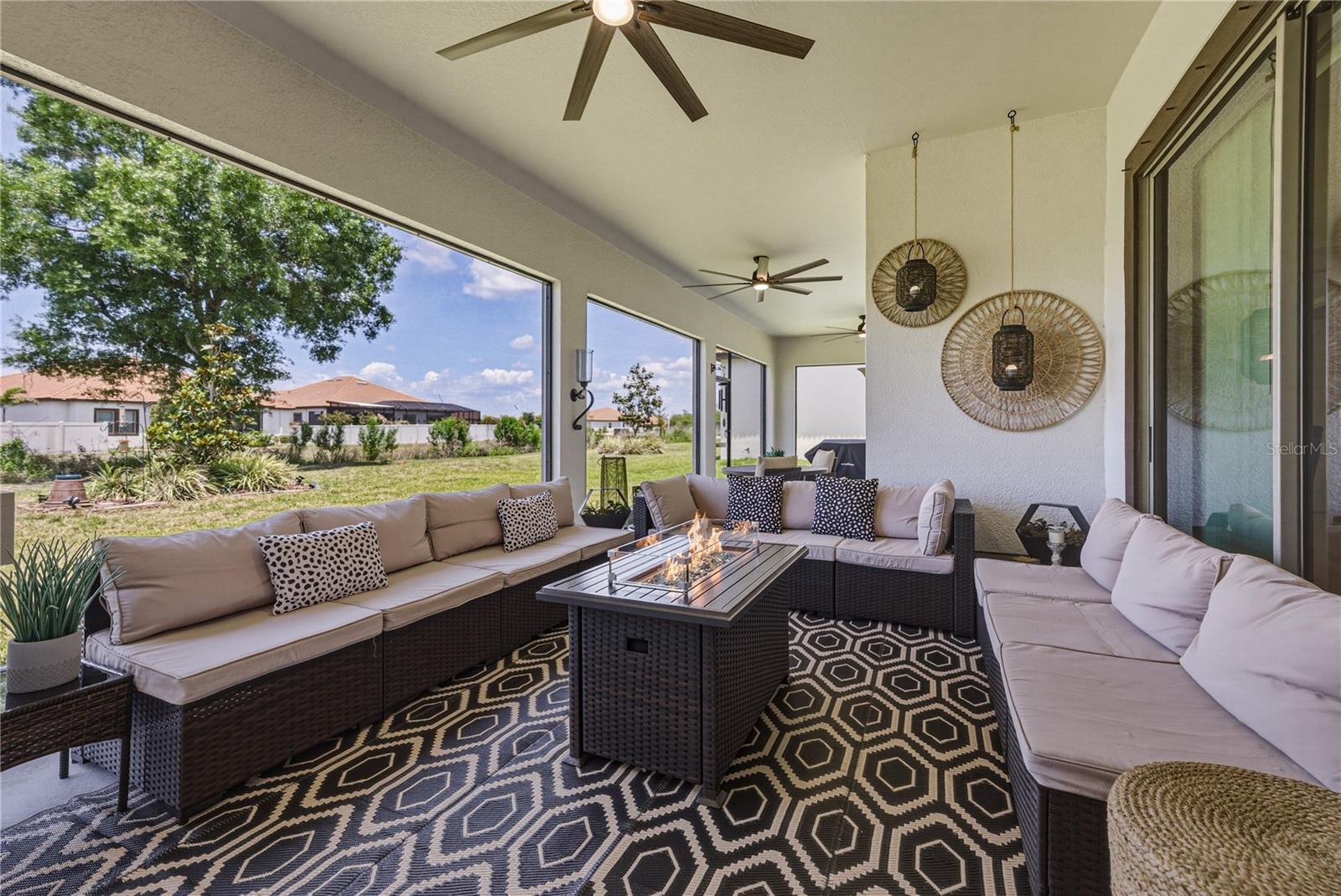 5305 WINDY GROVE DR, WIMAUMA, FL, 33598