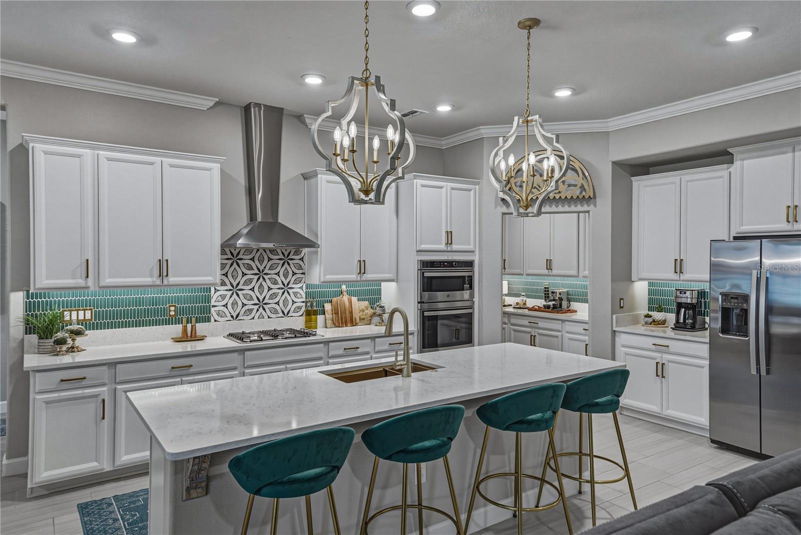 5305 WINDY GROVE DR, WIMAUMA, FL, 33598