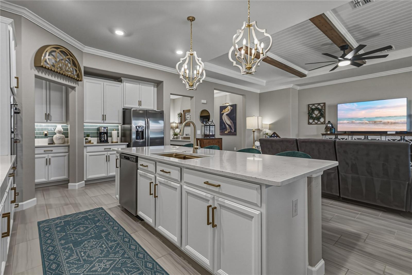 5305 WINDY GROVE DR, WIMAUMA, FL, 33598
