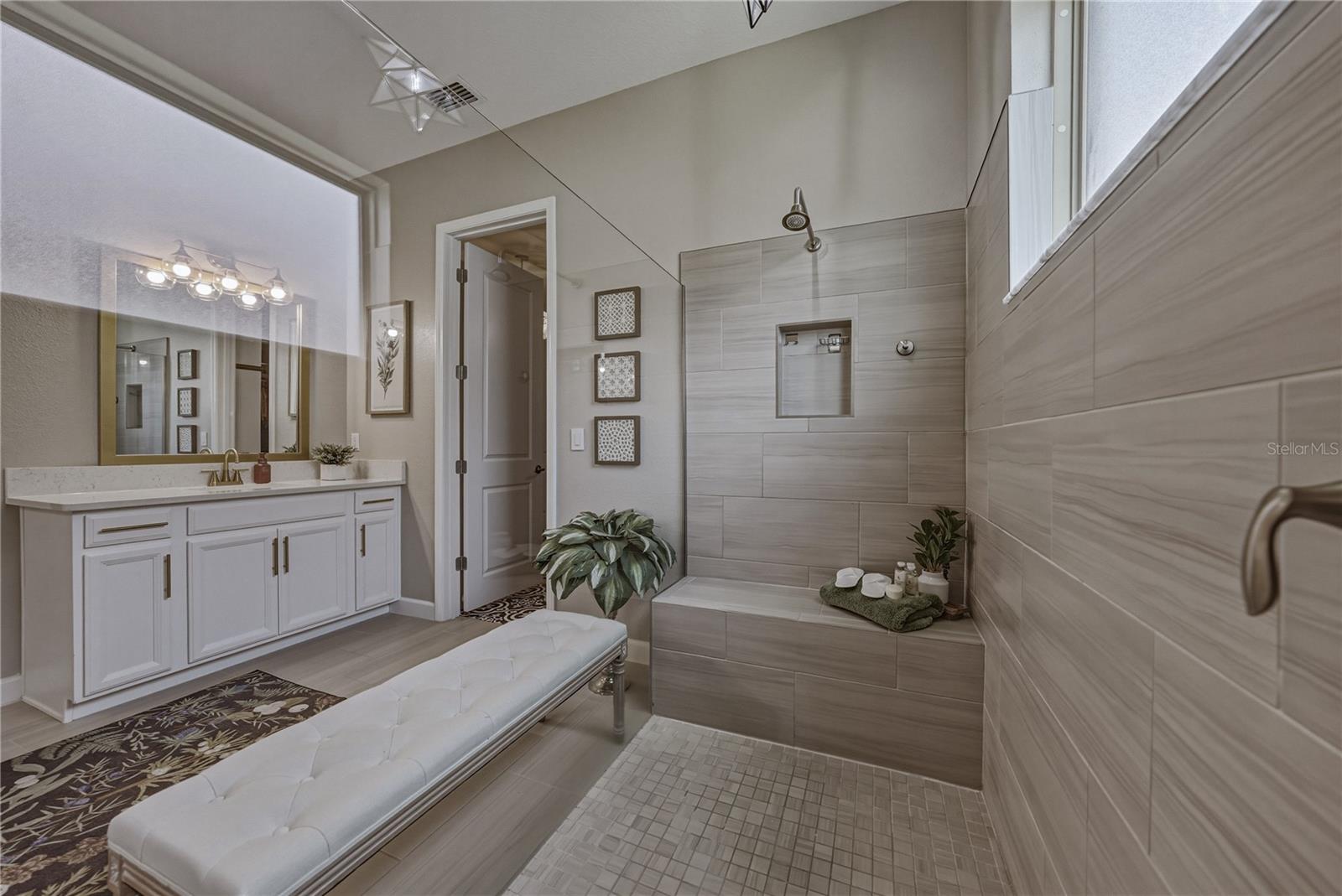 5305 WINDY GROVE DR, WIMAUMA, FL, 33598