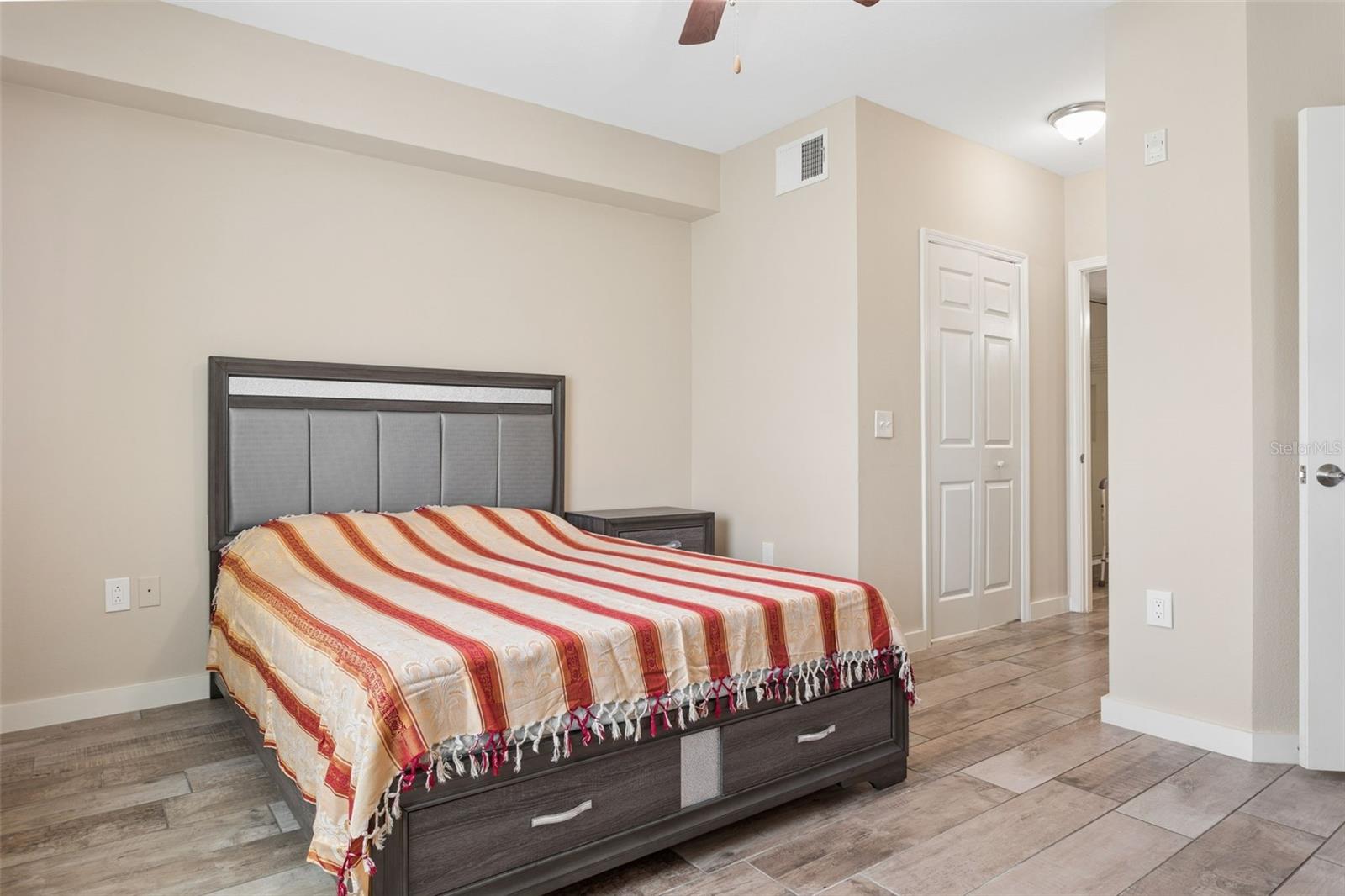 1195 GODAVARI WAY #105, WESLEY CHAPEL, FL, 33543