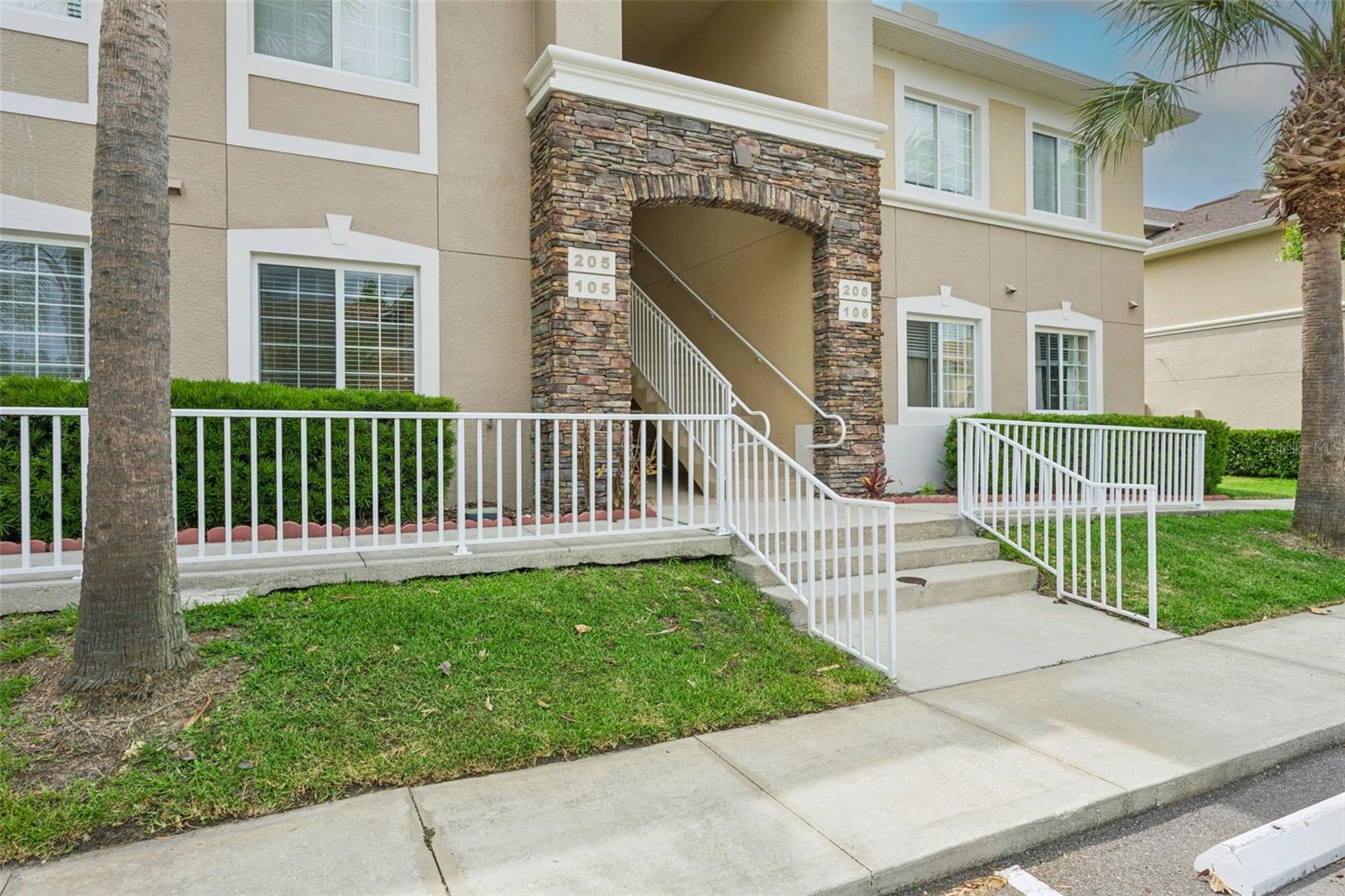 1195 GODAVARI WAY #105, WESLEY CHAPEL, FL, 33543
