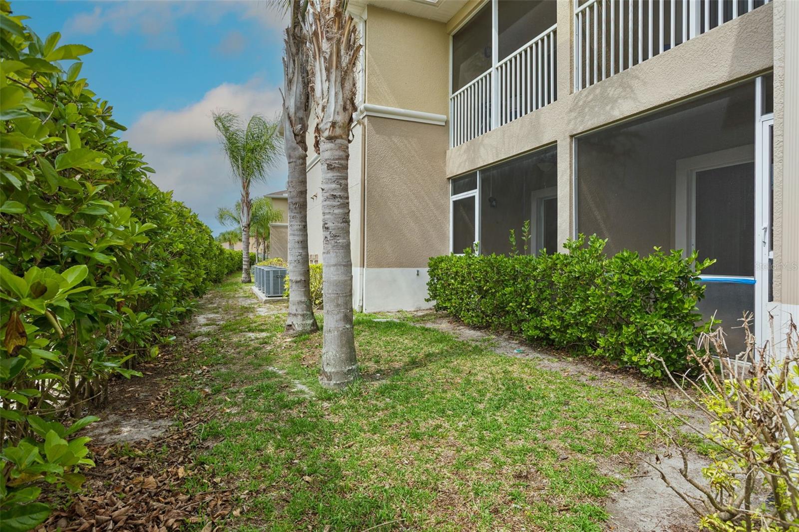 1195 GODAVARI WAY #105, WESLEY CHAPEL, FL, 33543