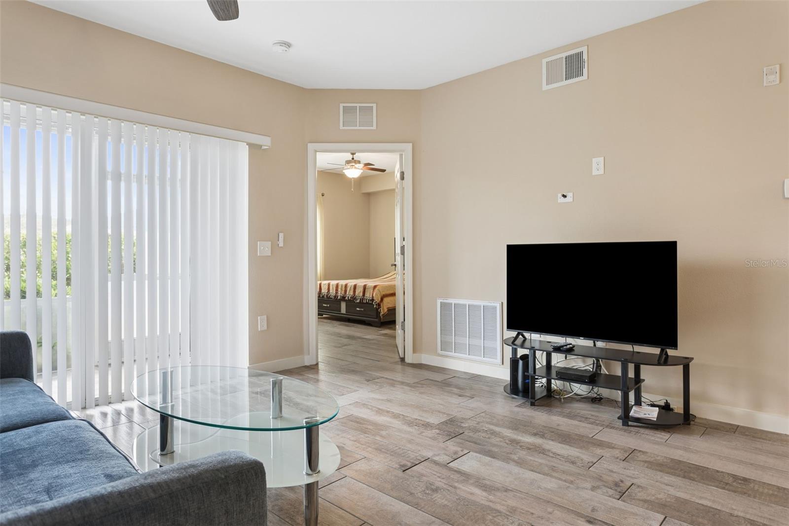 1195 GODAVARI WAY #105, WESLEY CHAPEL, FL, 33543