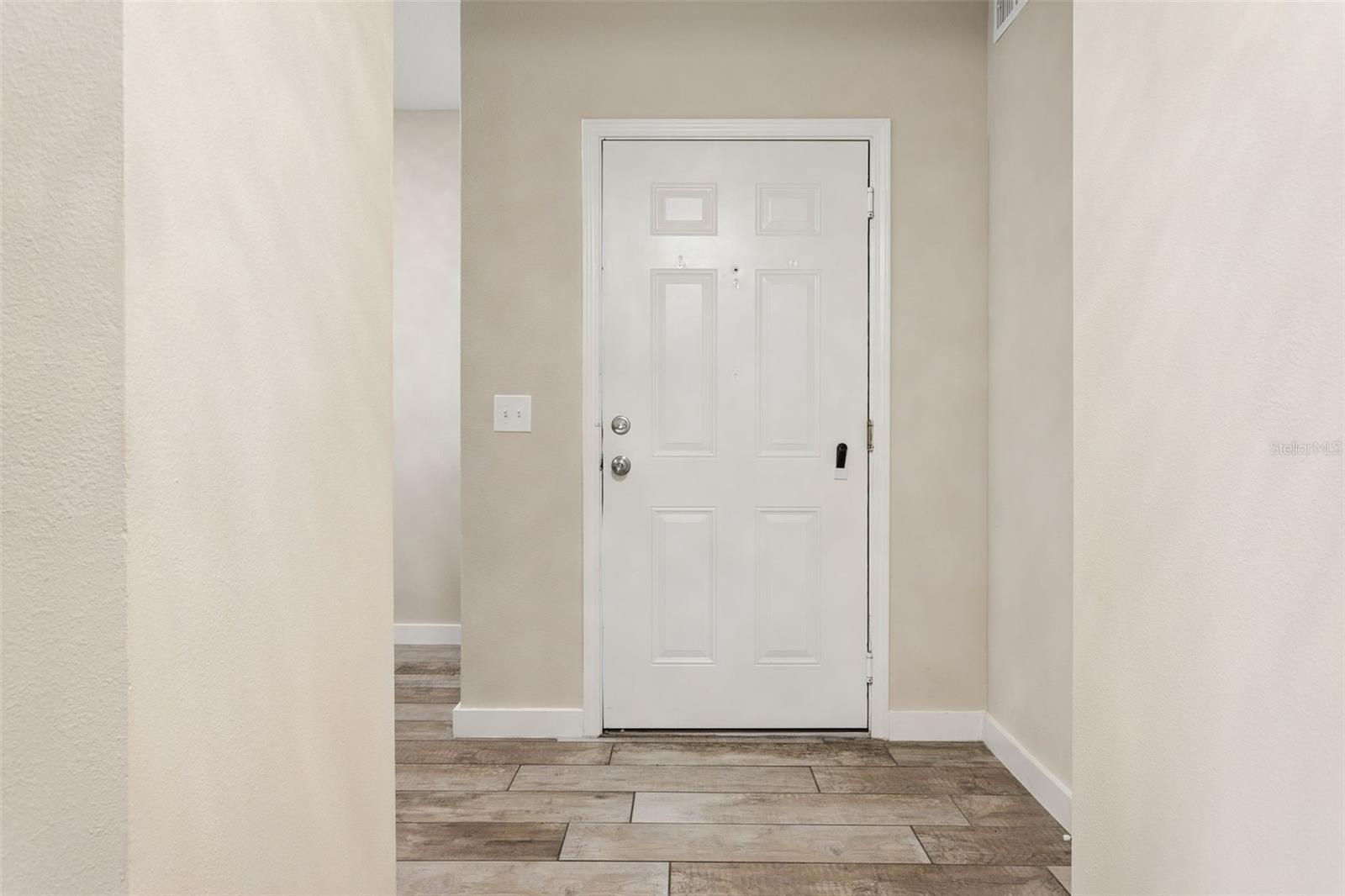 1195 GODAVARI WAY #105, WESLEY CHAPEL, FL, 33543