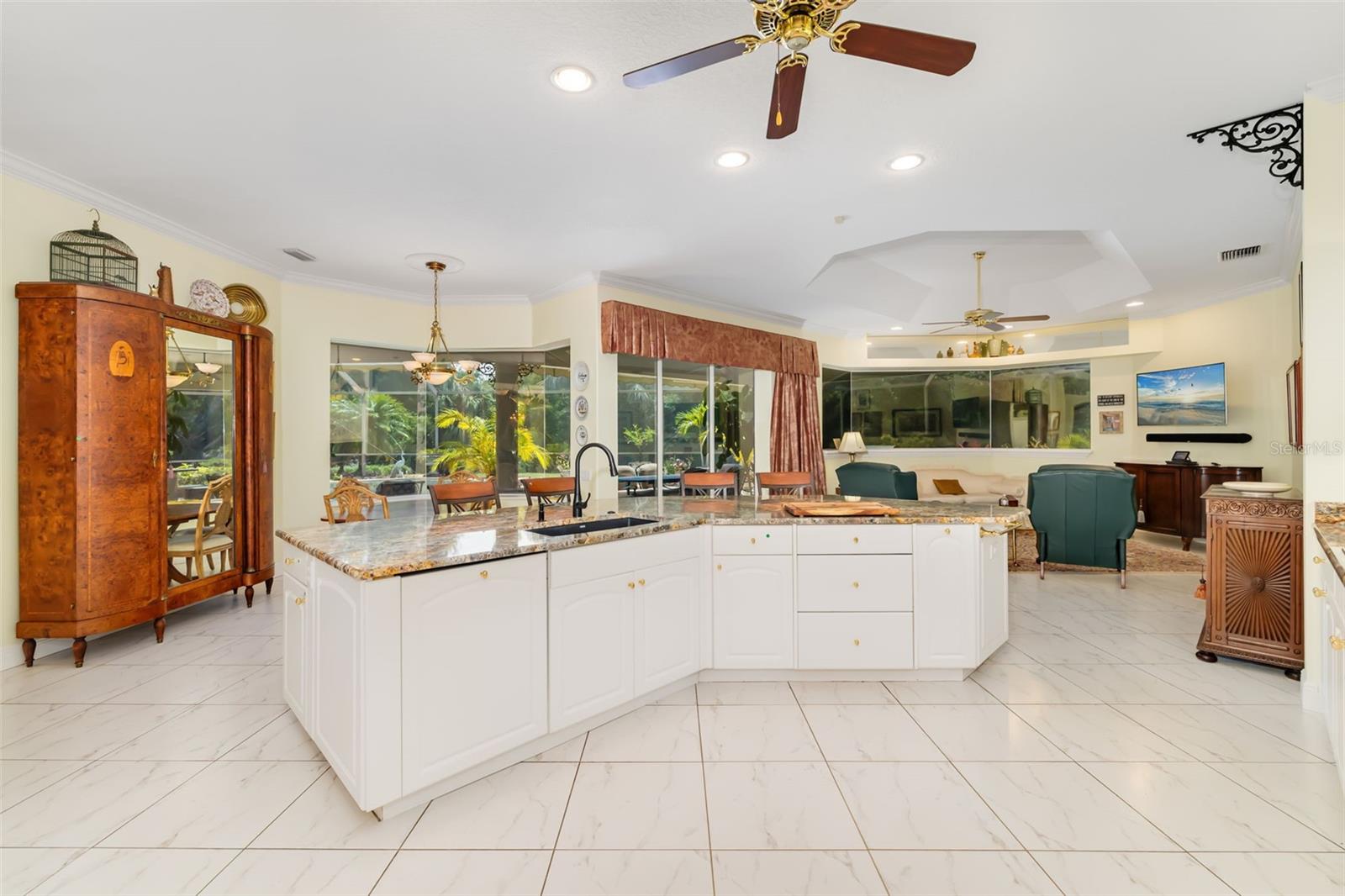 2089 SANDHILL LN, NOKOMIS, FL, 34275