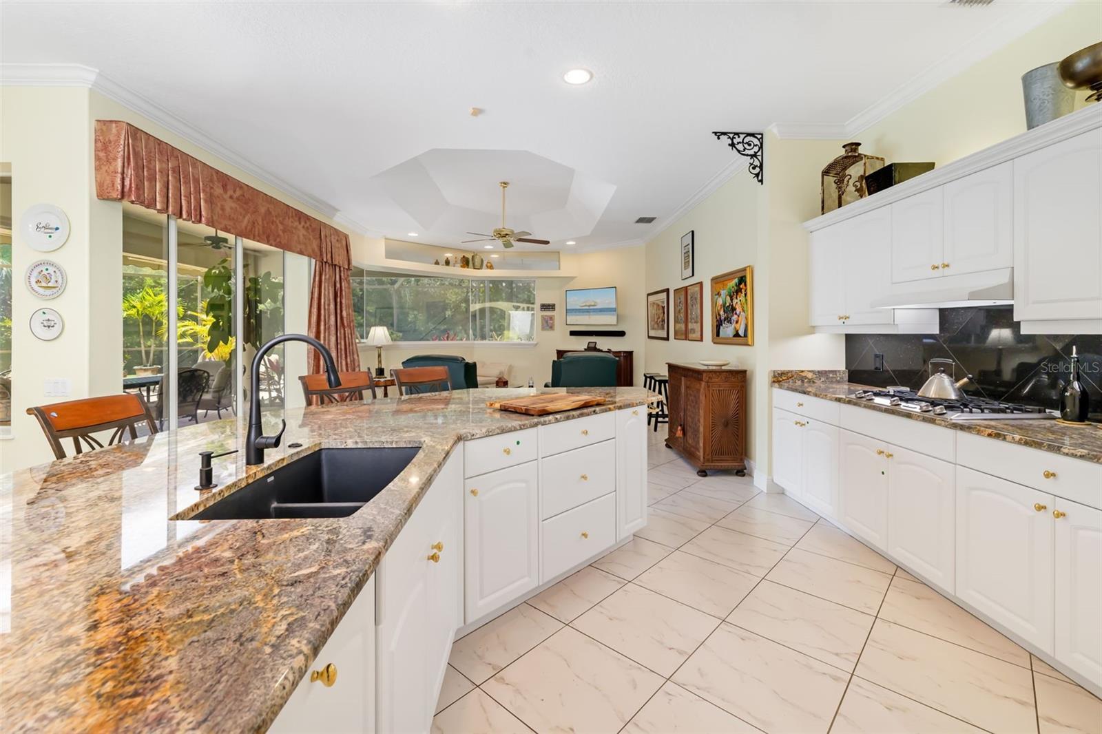 2089 SANDHILL LN, NOKOMIS, FL, 34275