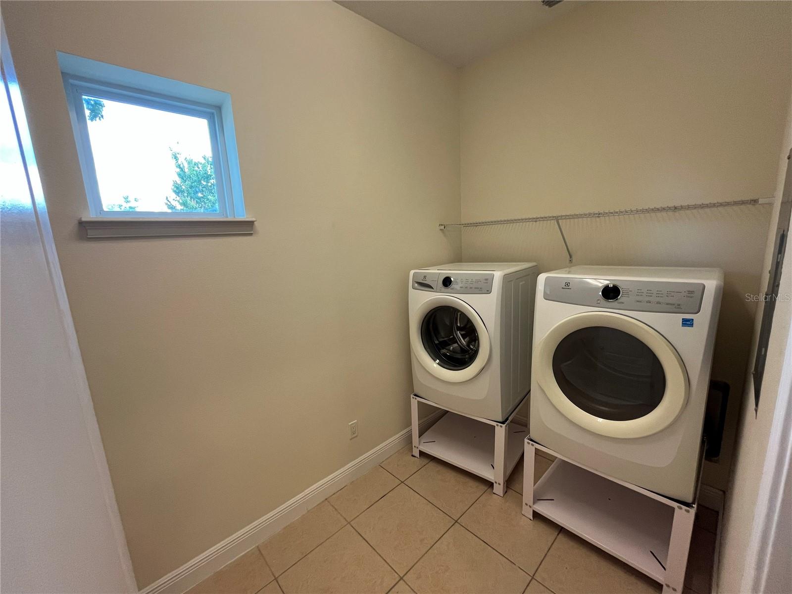 8131 MISTRAL DR, ORLANDO, FL, 32827