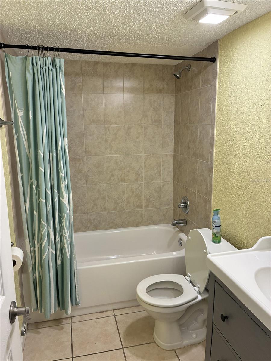1810 NW 23RD BLVD #180, GAINESVILLE, FL, 32605