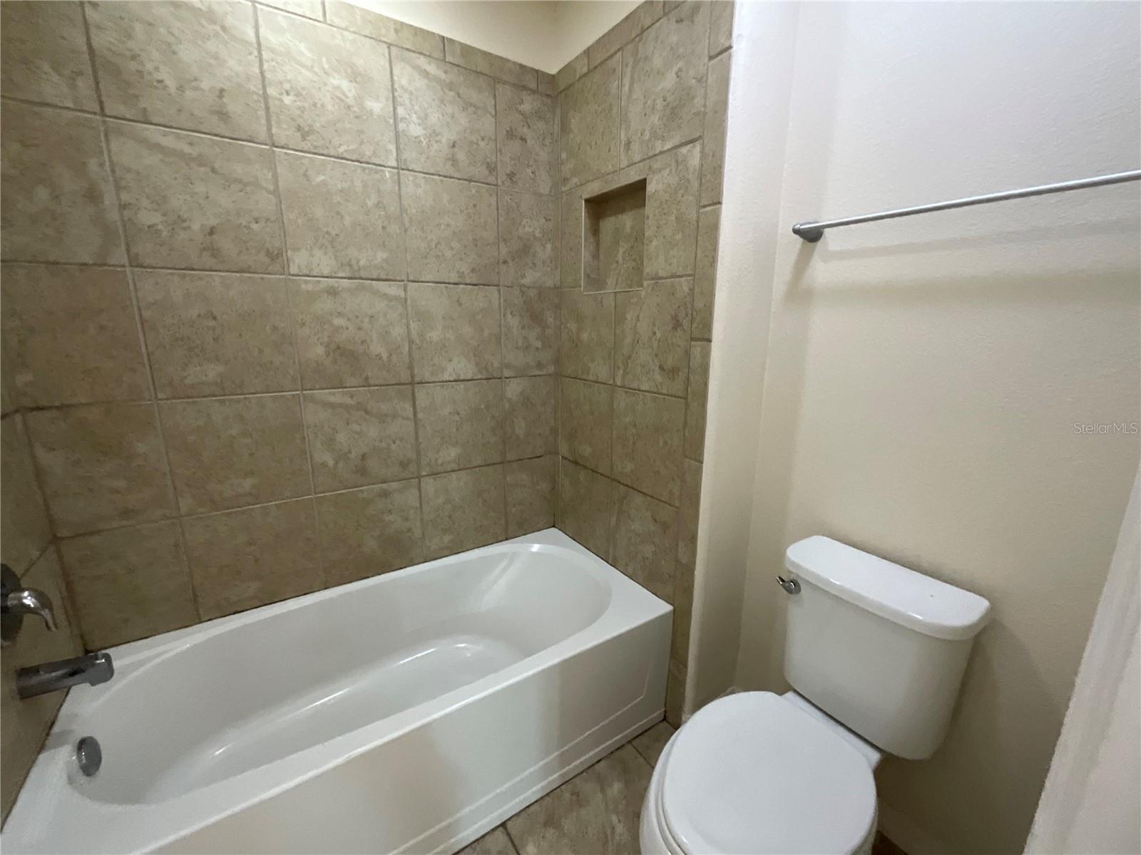 4058 BROOKSHIRE CIR, EUSTIS, FL, 32736
