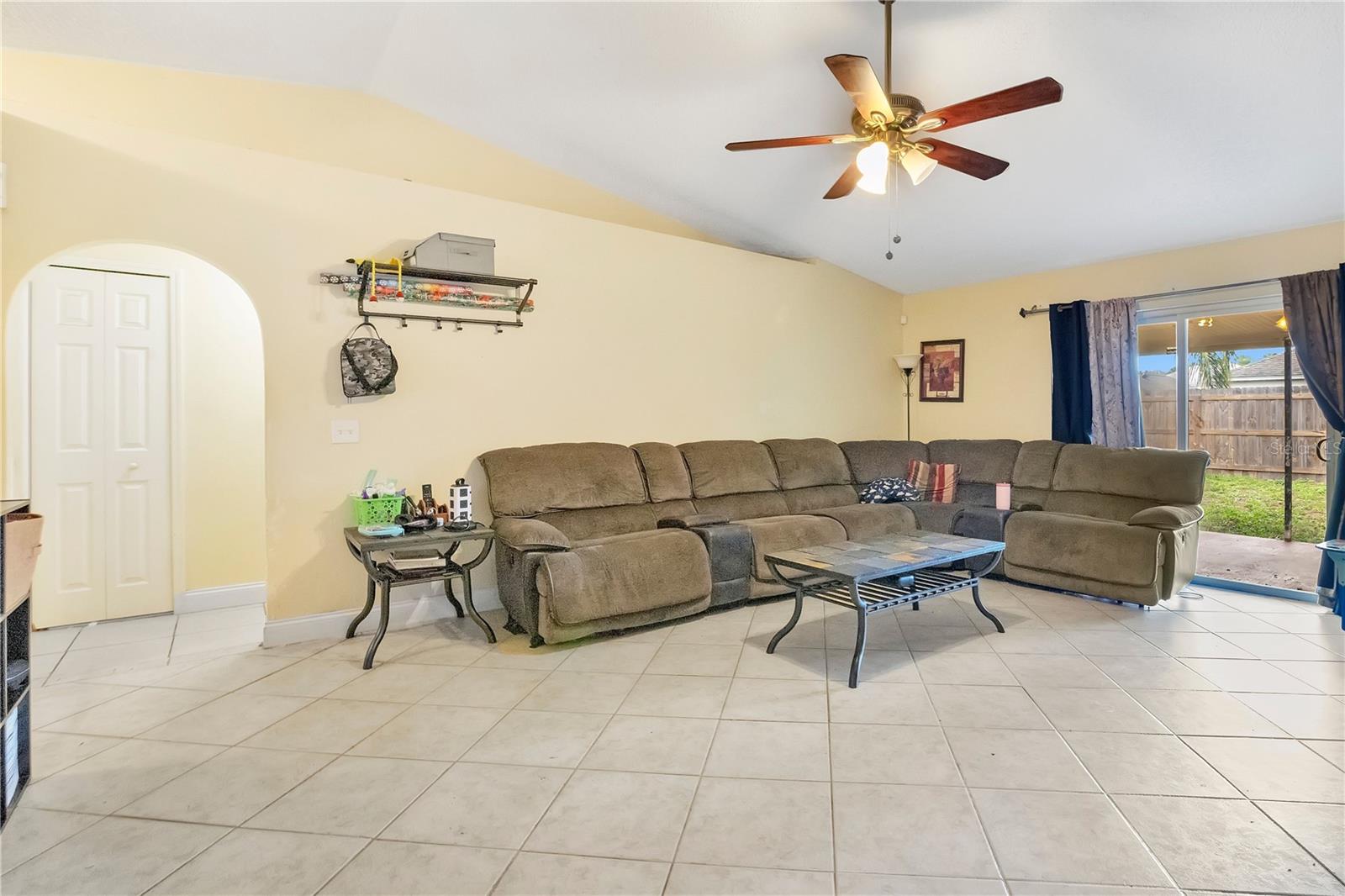4217 IVEYGLEN AVE, ORLANDO, FL, 32826