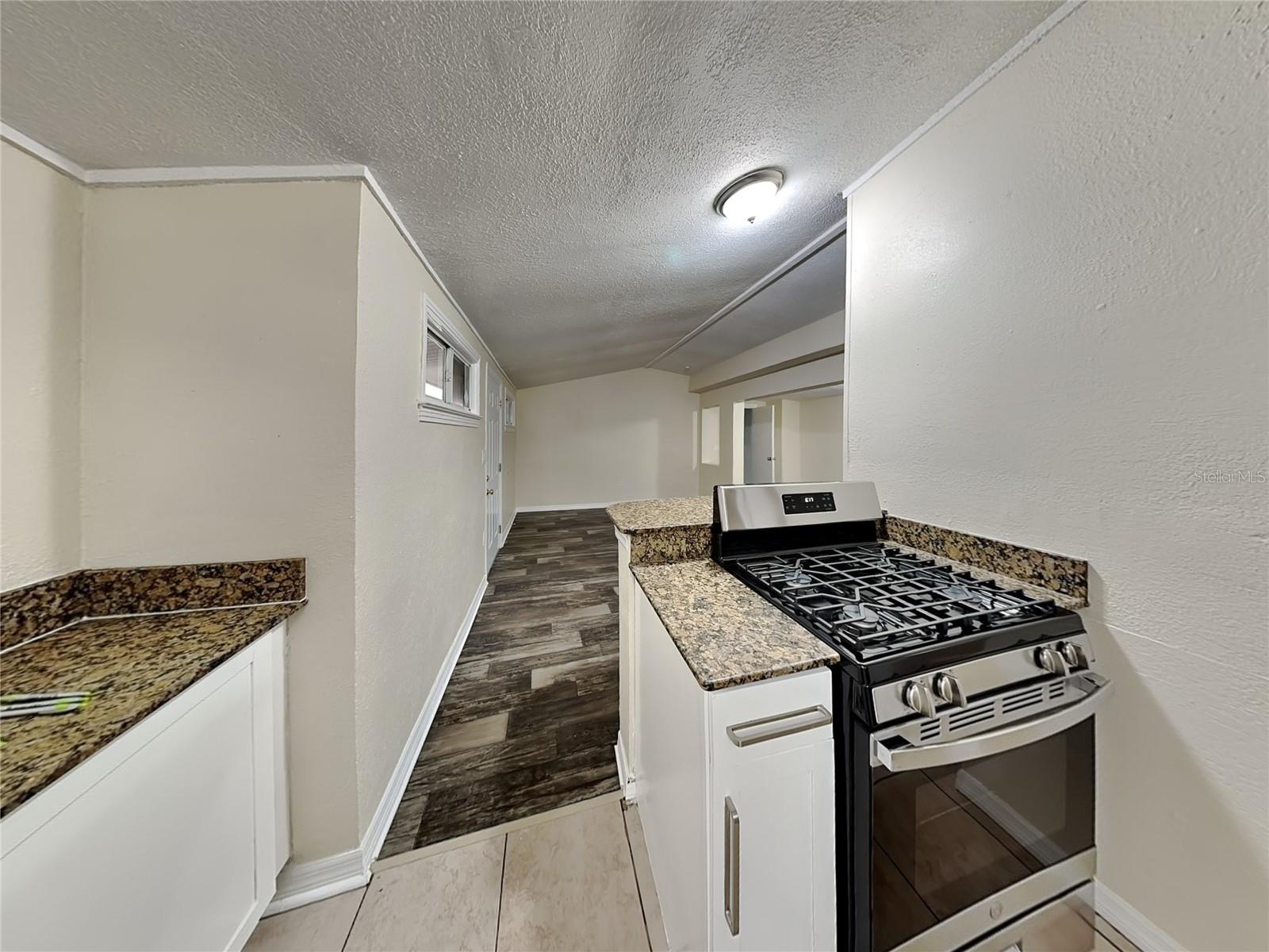 16 N SAN REMO AVE, CLEARWATER, FL, 33755