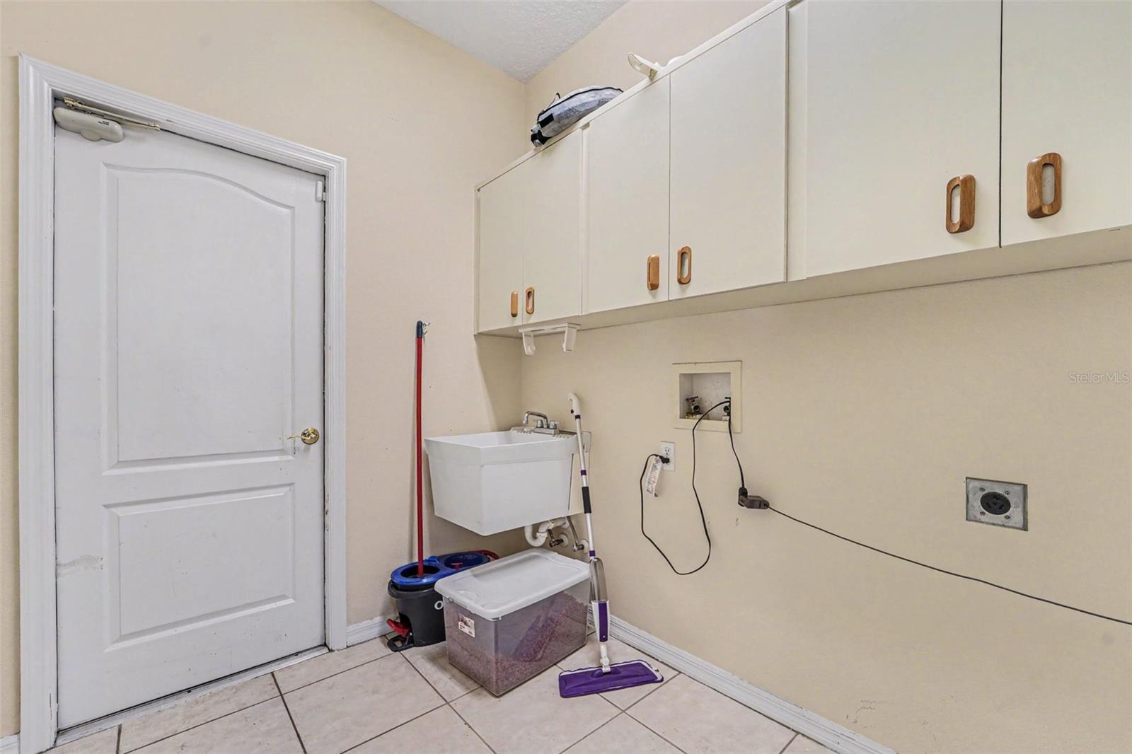 8511 SIAMANG CT, NEW PORT RICHEY, FL, 34653