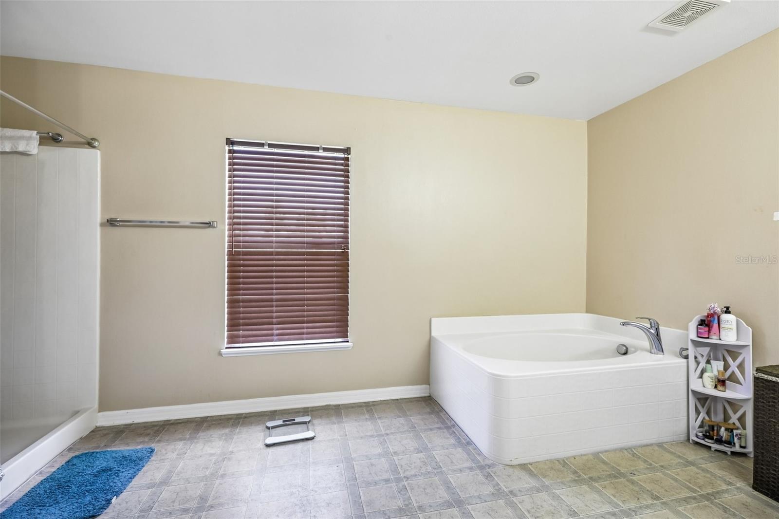 1609 LAS PALMOS DR SW, PALM BAY, FL, 32908
