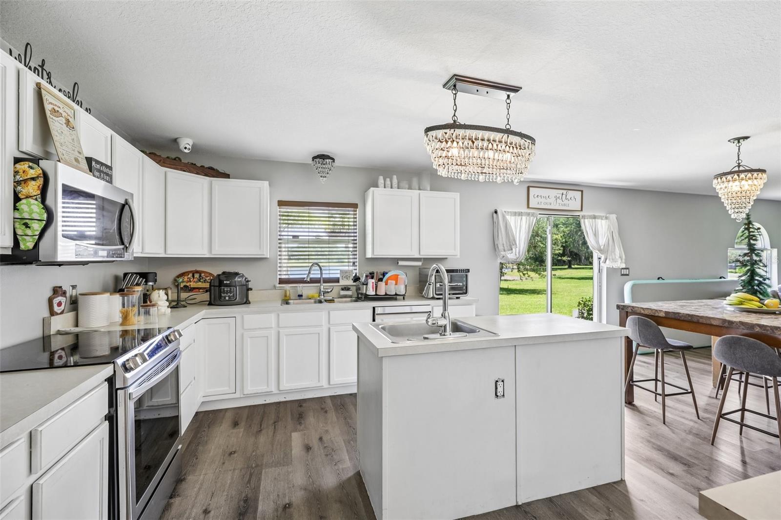 1609 LAS PALMOS DR SW, PALM BAY, FL, 32908