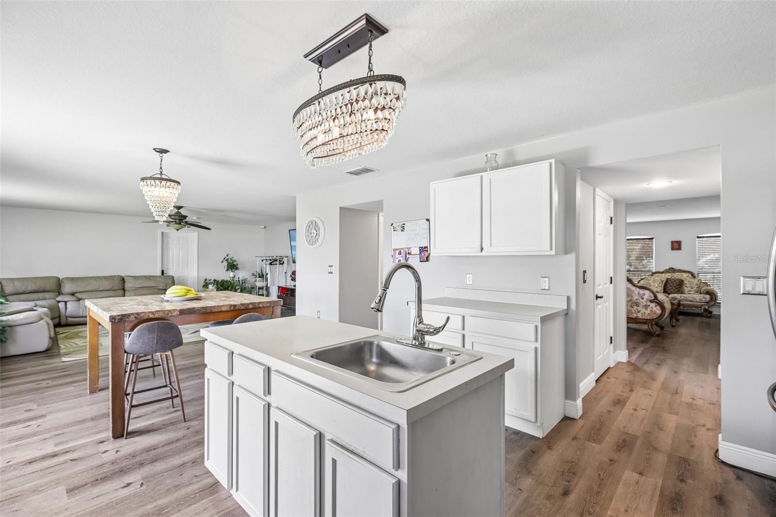 1609 LAS PALMOS DR SW, PALM BAY, FL, 32908