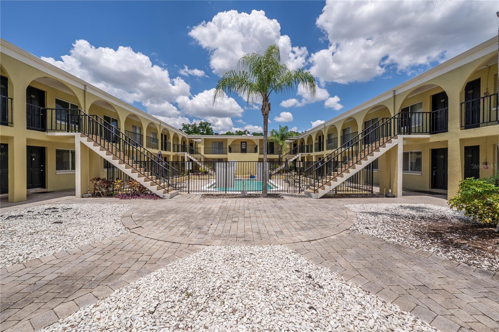 3206 W AZEELE ST #129, TAMPA, FL, 33609