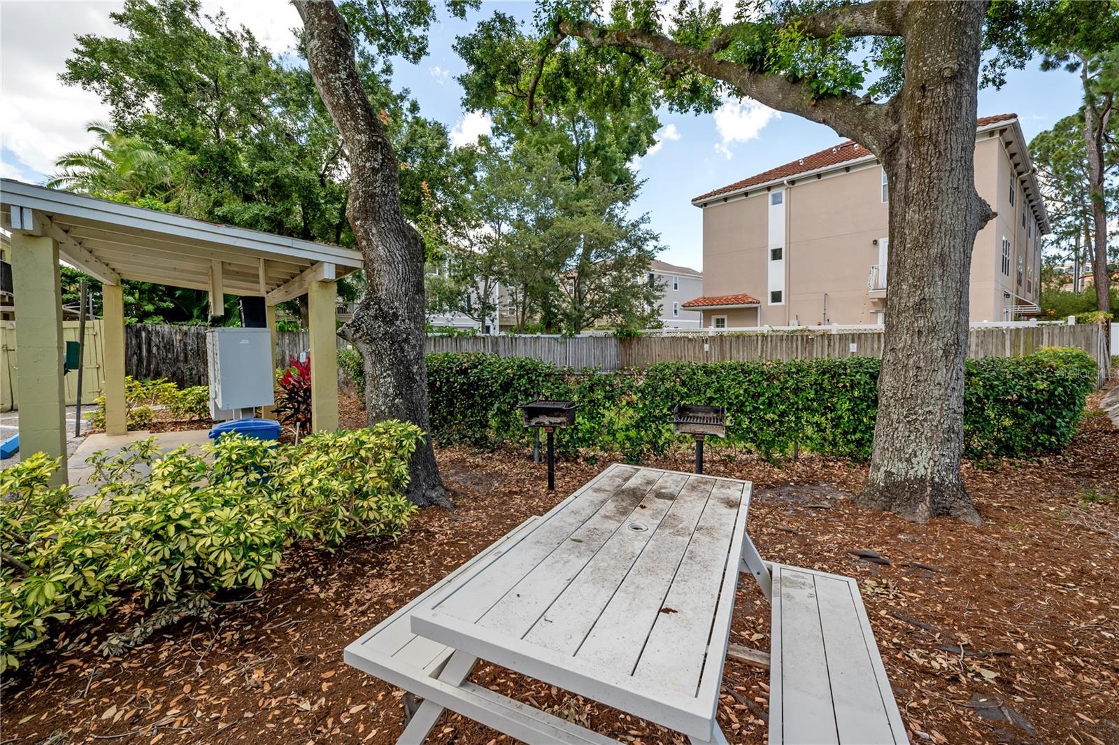 3206 W AZEELE ST #129, TAMPA, FL, 33609