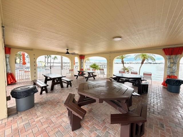 4775 COVE CIR #1102, ST PETERSBURG, FL, 33708