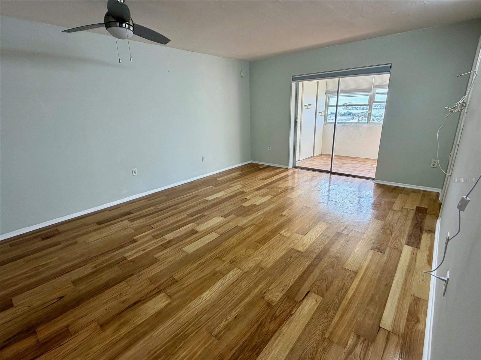 4775 COVE CIR #1102, ST PETERSBURG, FL, 33708