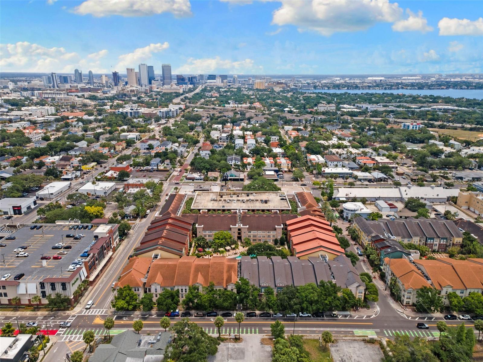 2320 W AZEELE ST #316, TAMPA, FL, 33609