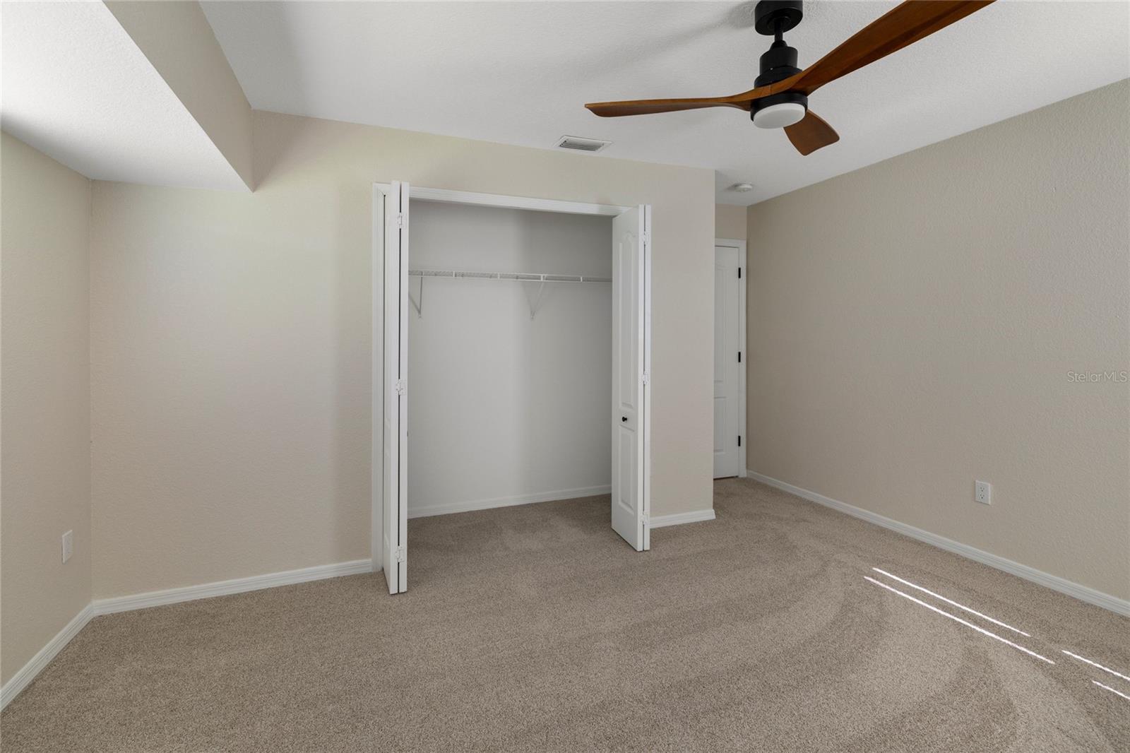 136 LONG MEADOW LN, ROTONDA WEST, FL, 33947