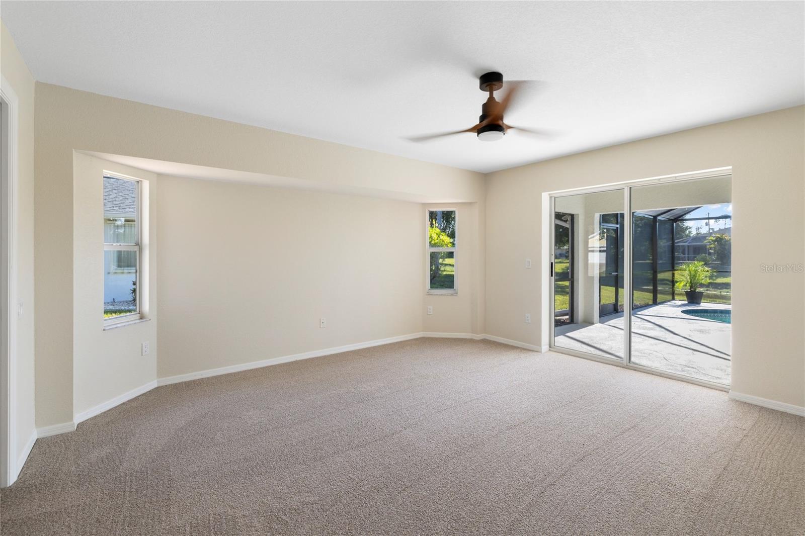 136 LONG MEADOW LN, ROTONDA WEST, FL, 33947