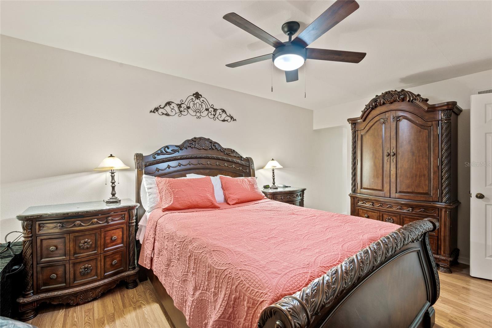 100 E OAK TERRACE #A2, LEESBURG, FL, 34748