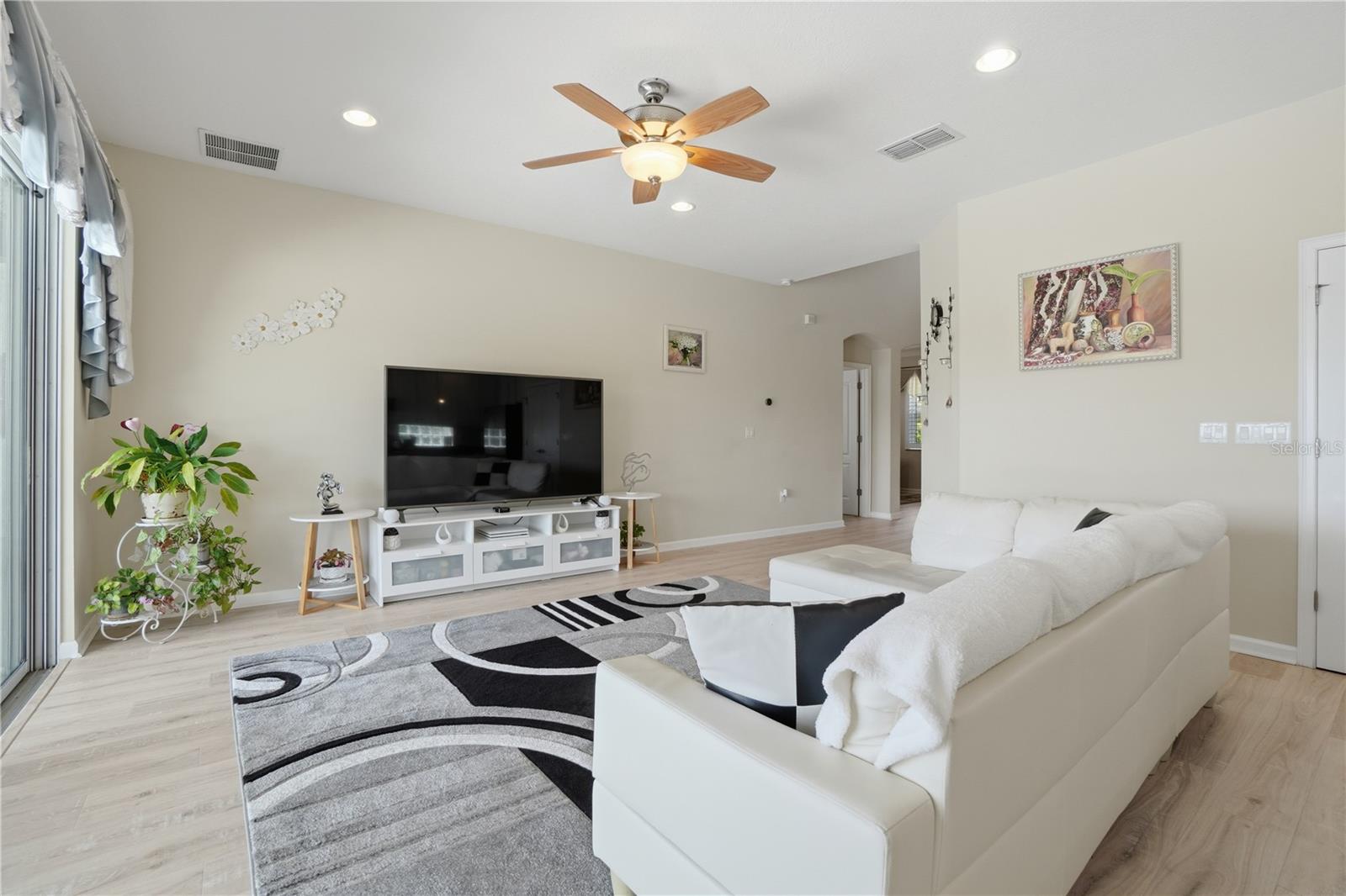2296 NATOMA BLVD, MOUNT DORA, FL, 32757