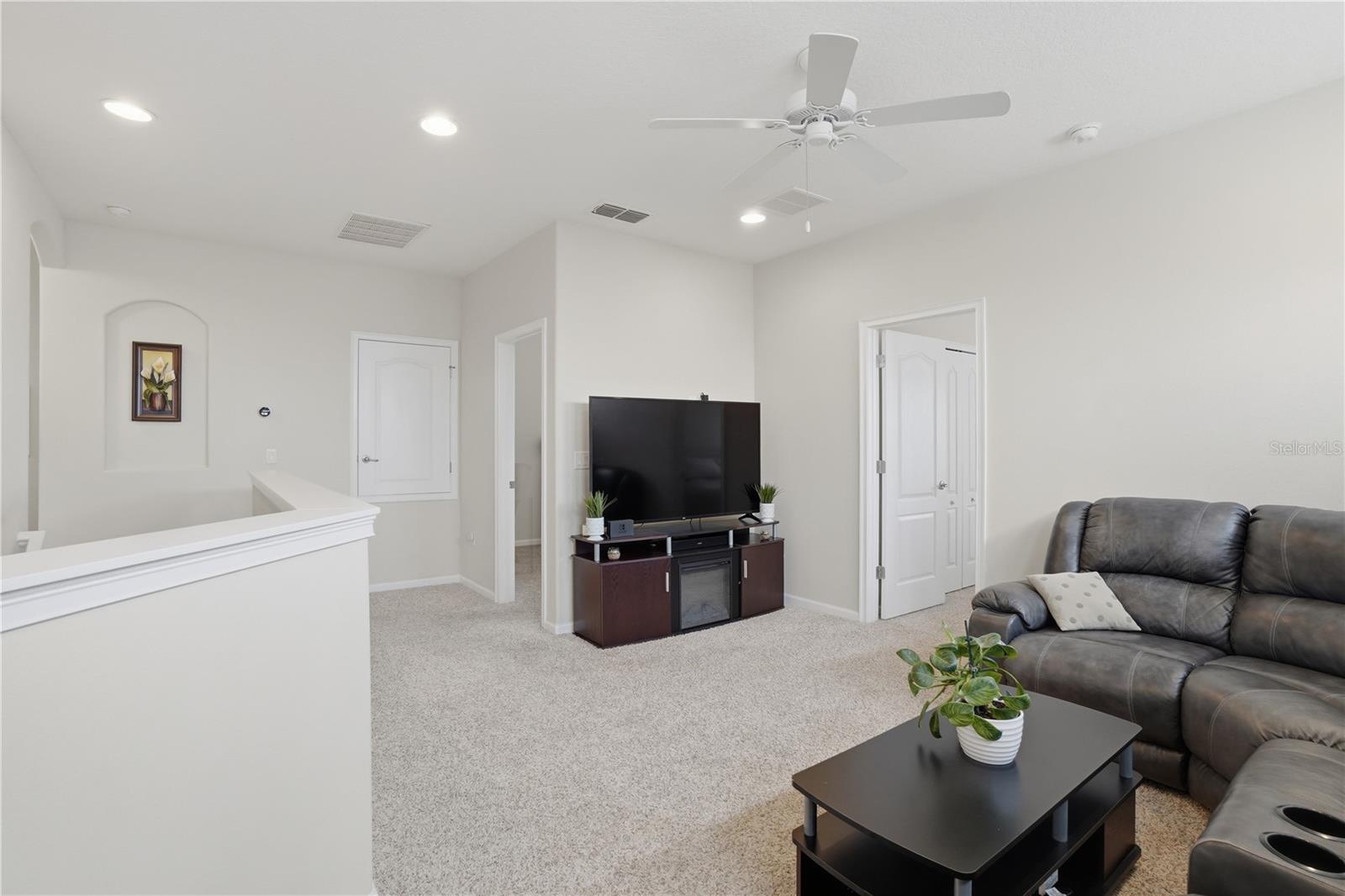 2296 NATOMA BLVD, MOUNT DORA, FL, 32757