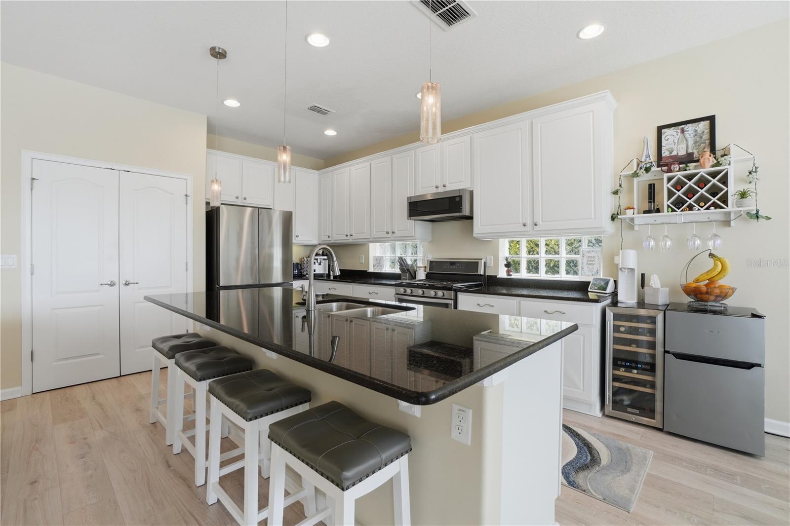 2296 NATOMA BLVD, MOUNT DORA, FL, 32757