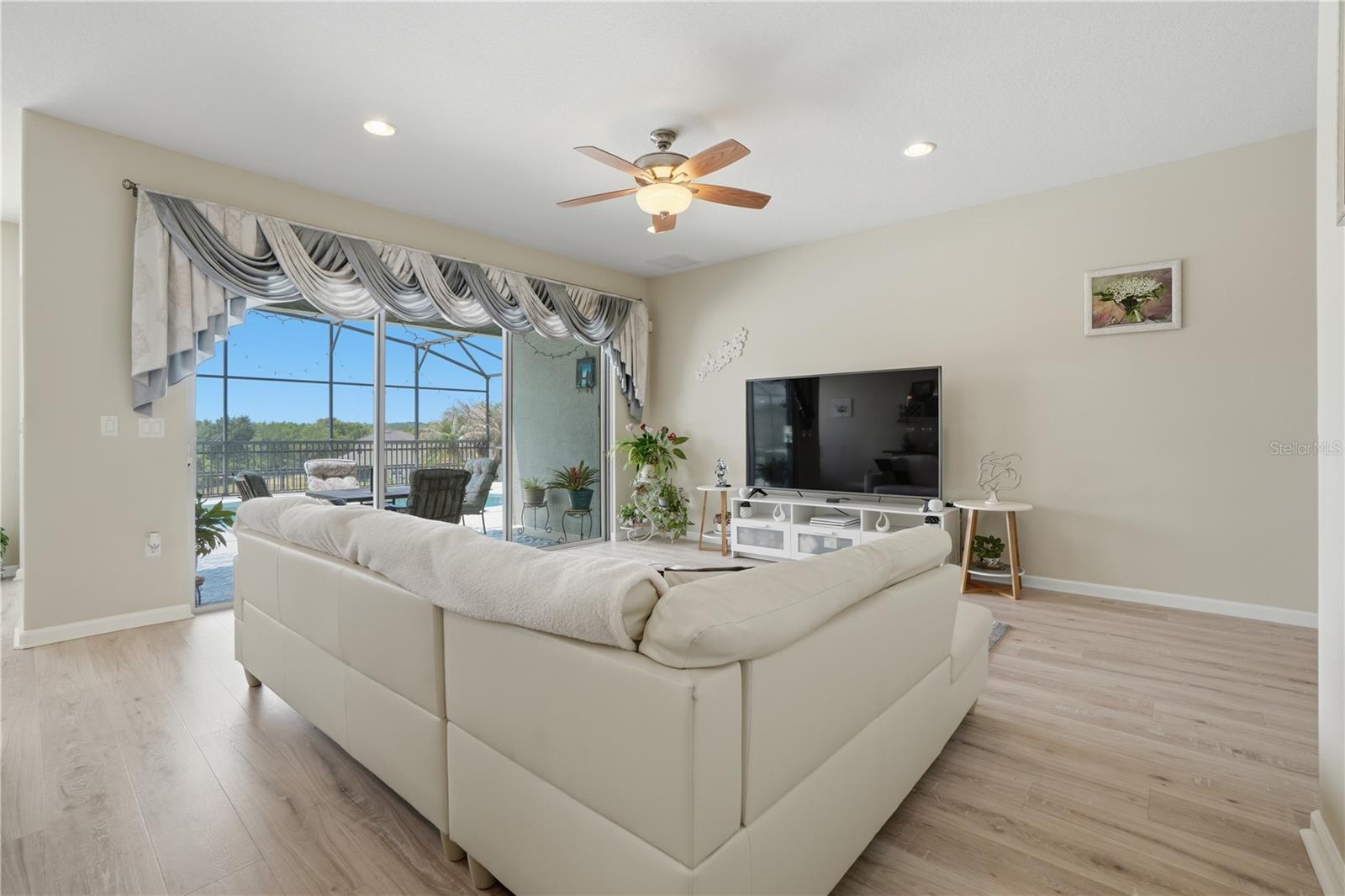 2296 NATOMA BLVD, MOUNT DORA, FL, 32757