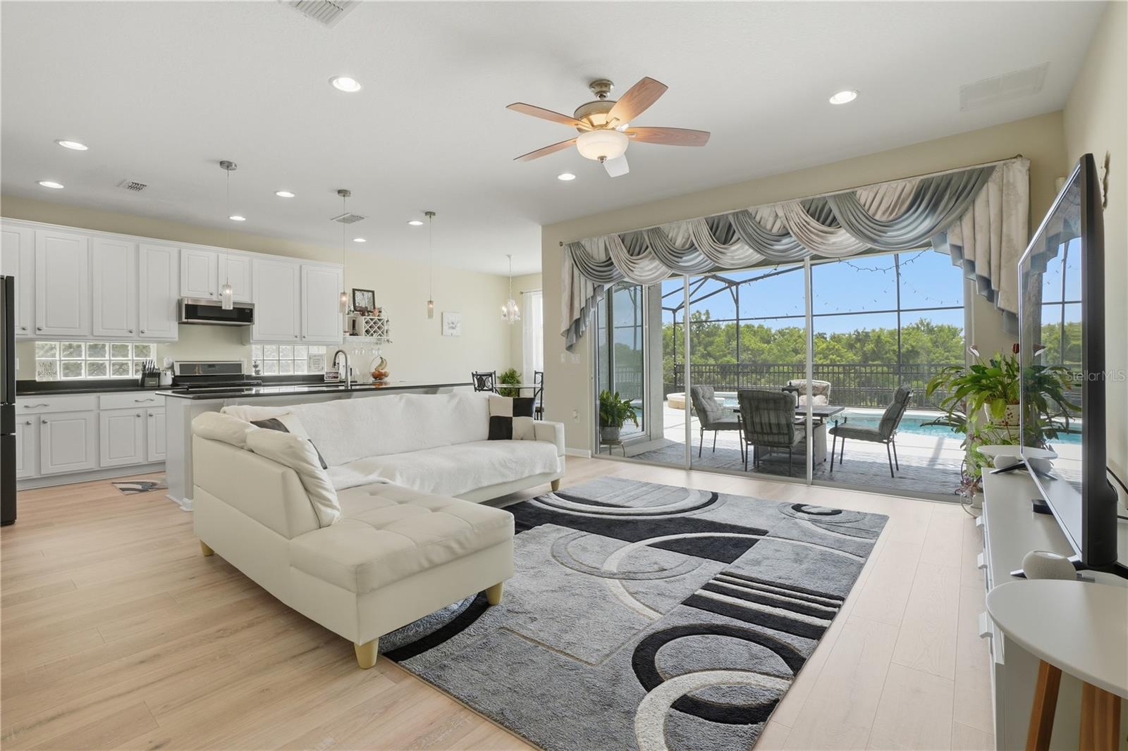 2296 NATOMA BLVD, MOUNT DORA, FL, 32757