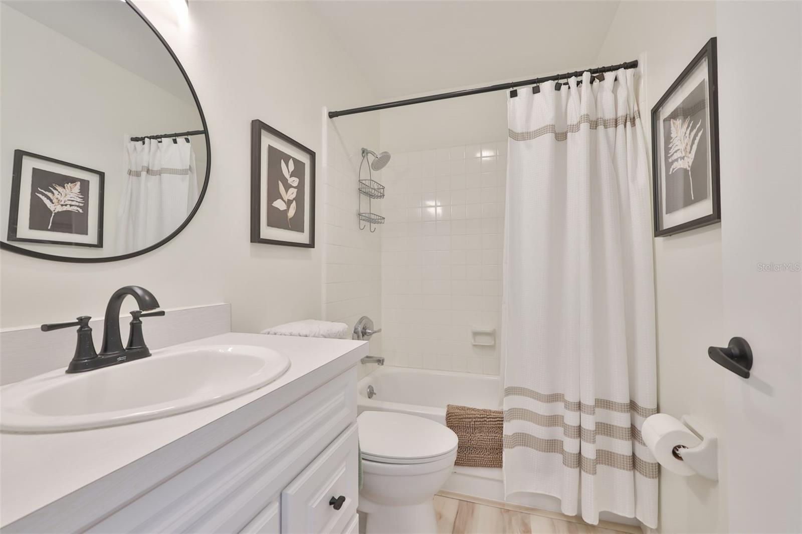 214 GLENELLEN PL #201, SUN CITY CENTER, FL, 33573