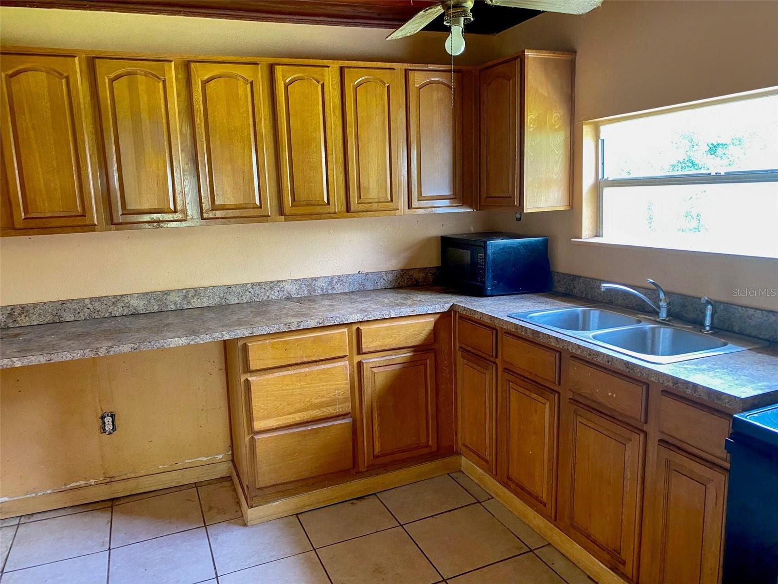 3716 E CLIFTON ST, TAMPA, FL, 33610