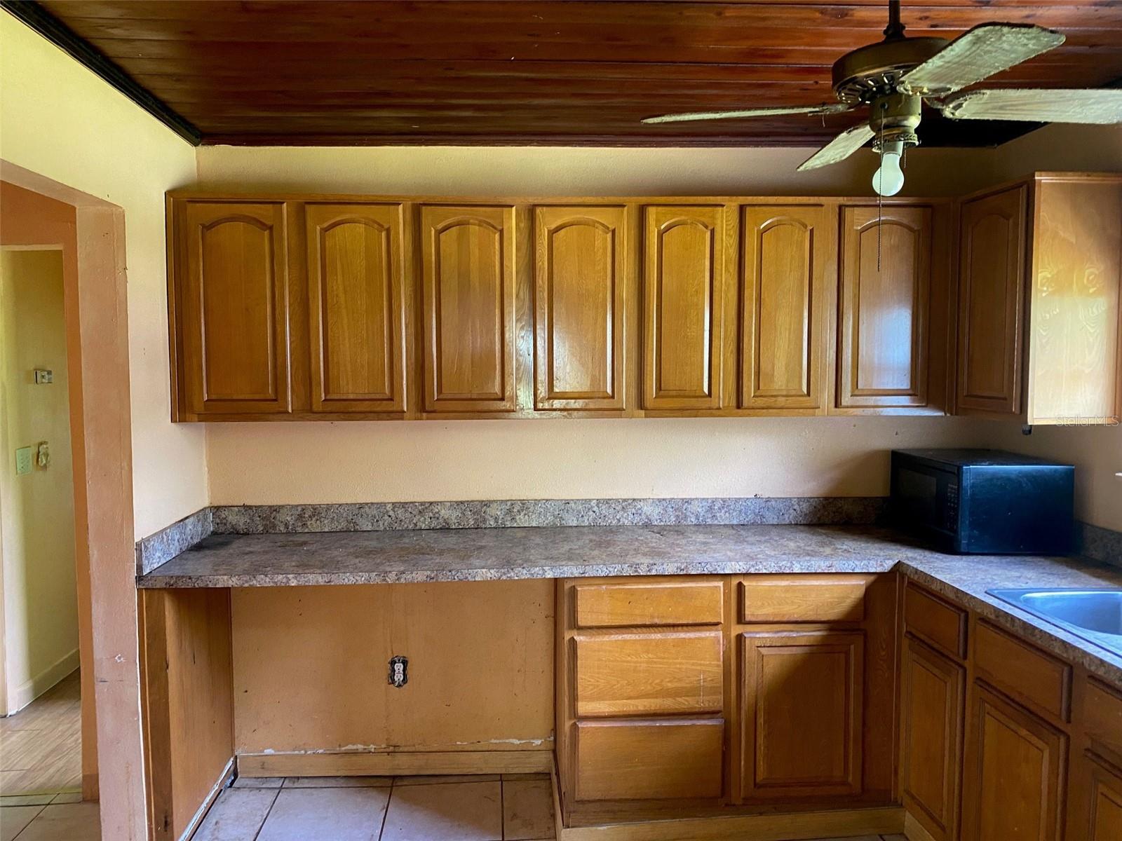 3716 E CLIFTON ST, TAMPA, FL, 33610