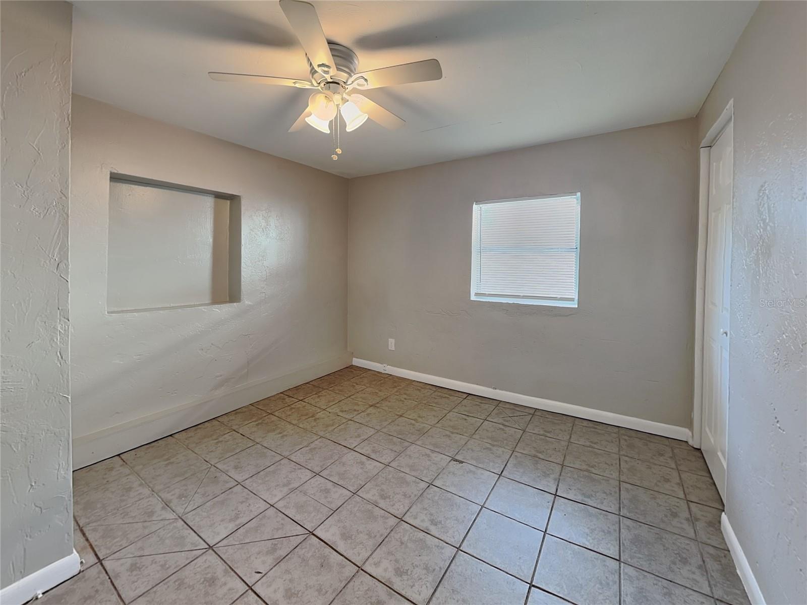 704 BUTLER ST, SAFETY HARBOR, FL, 34695