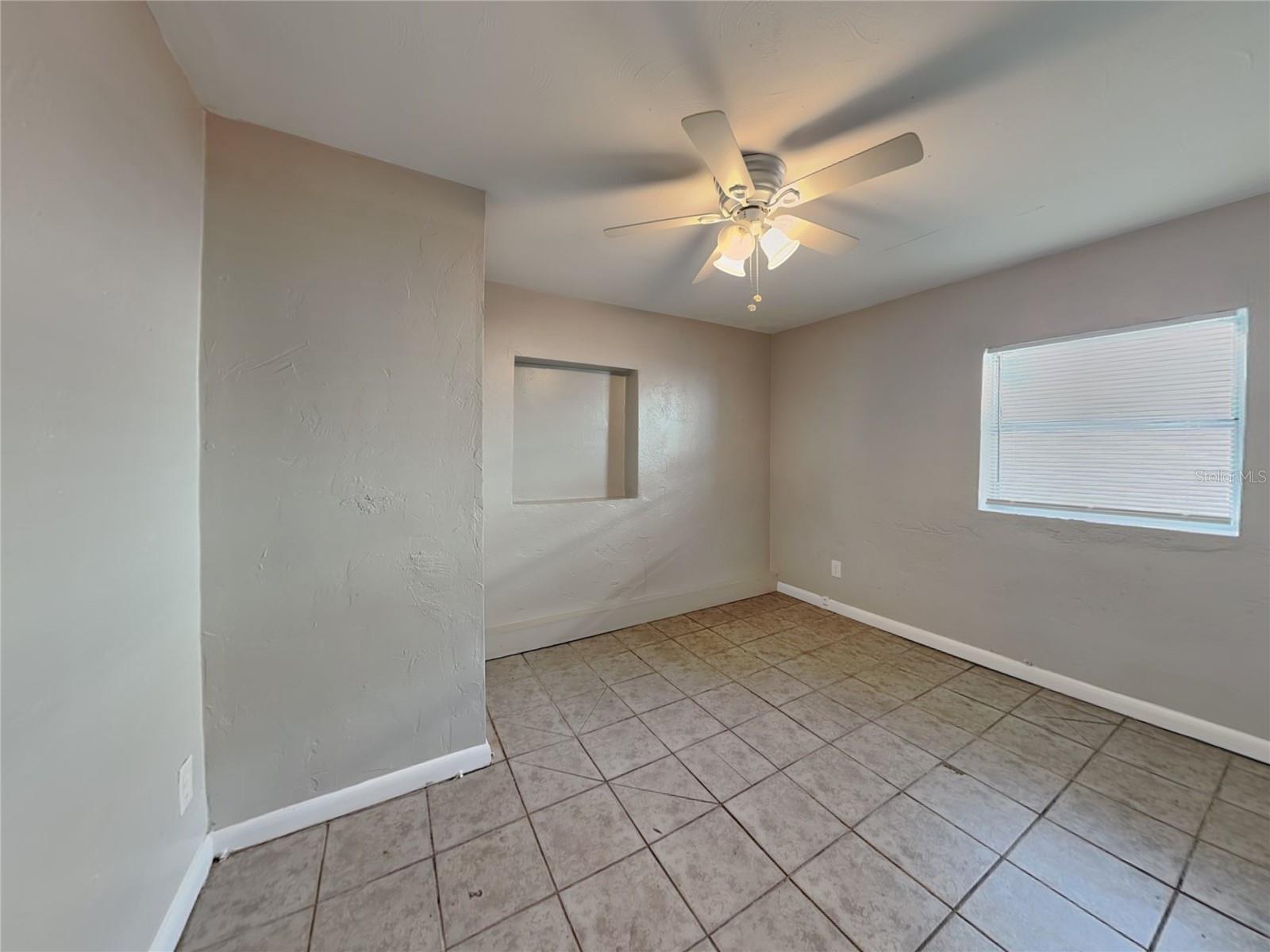 704 BUTLER ST, SAFETY HARBOR, FL, 34695