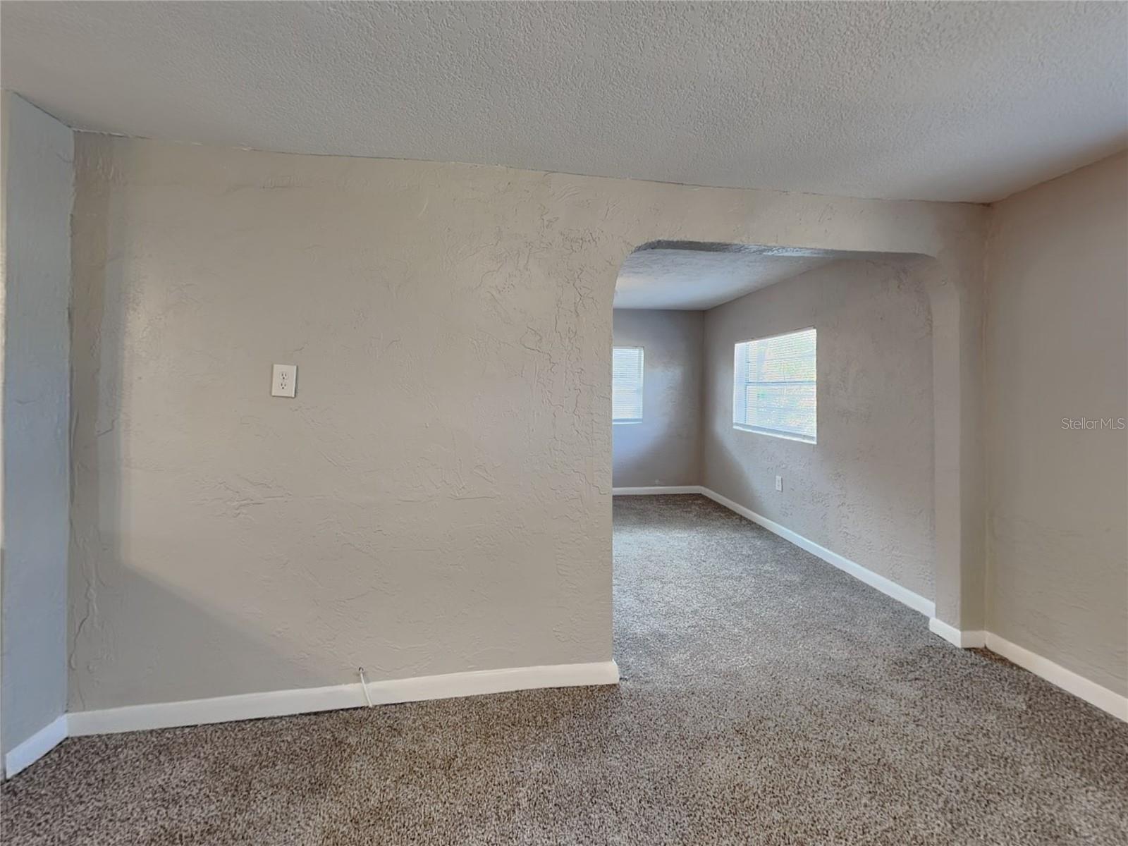 704 BUTLER ST, SAFETY HARBOR, FL, 34695