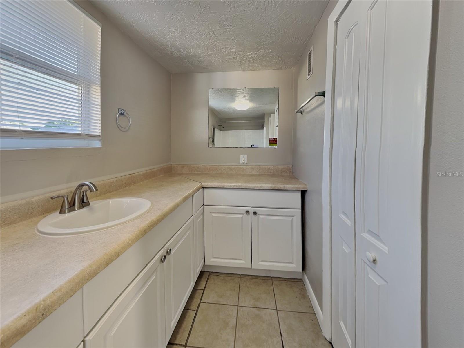 704 BUTLER ST, SAFETY HARBOR, FL, 34695