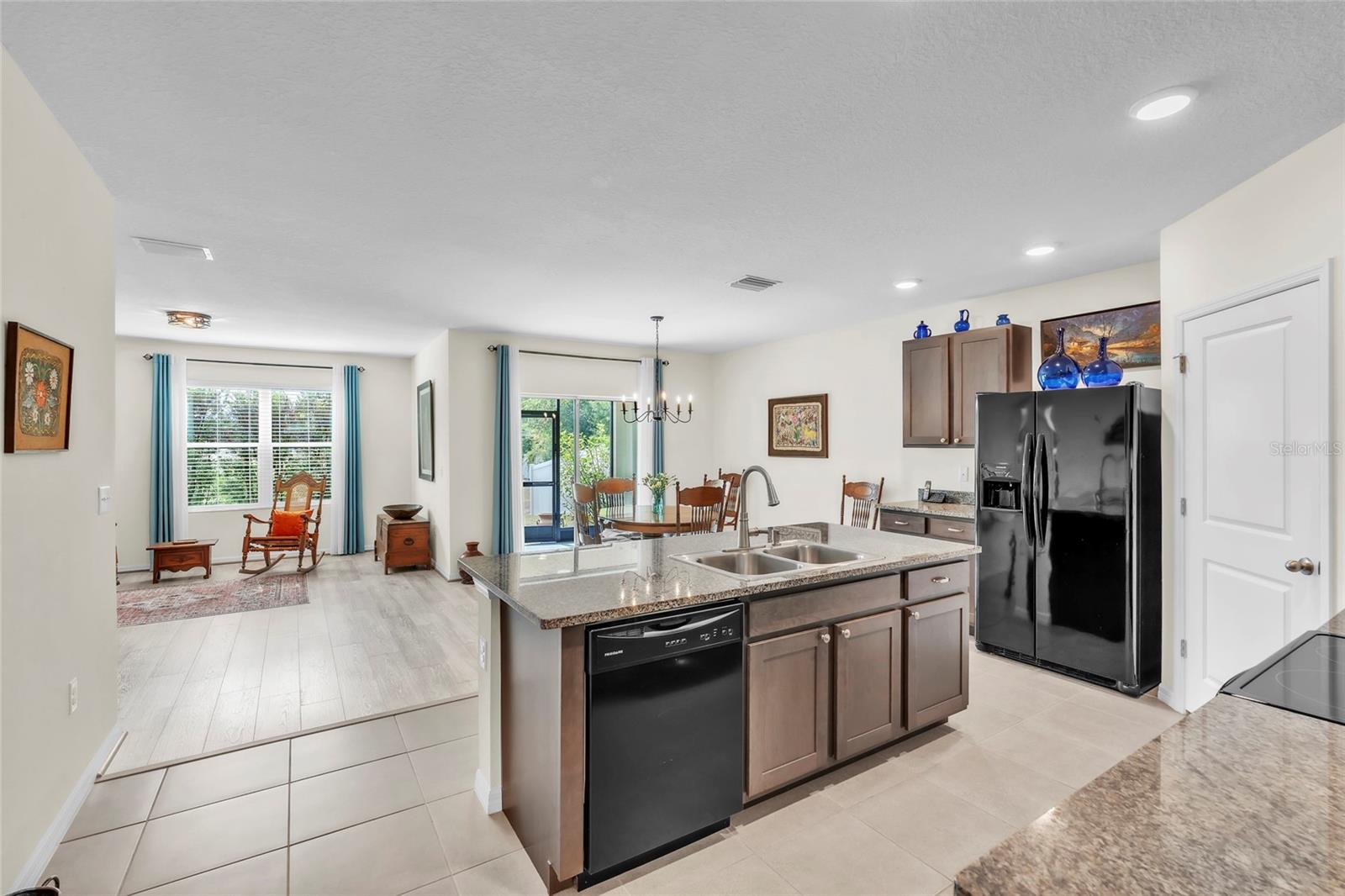 9527 SUNSTONE BLVD, THONOTOSASSA, FL, 33592