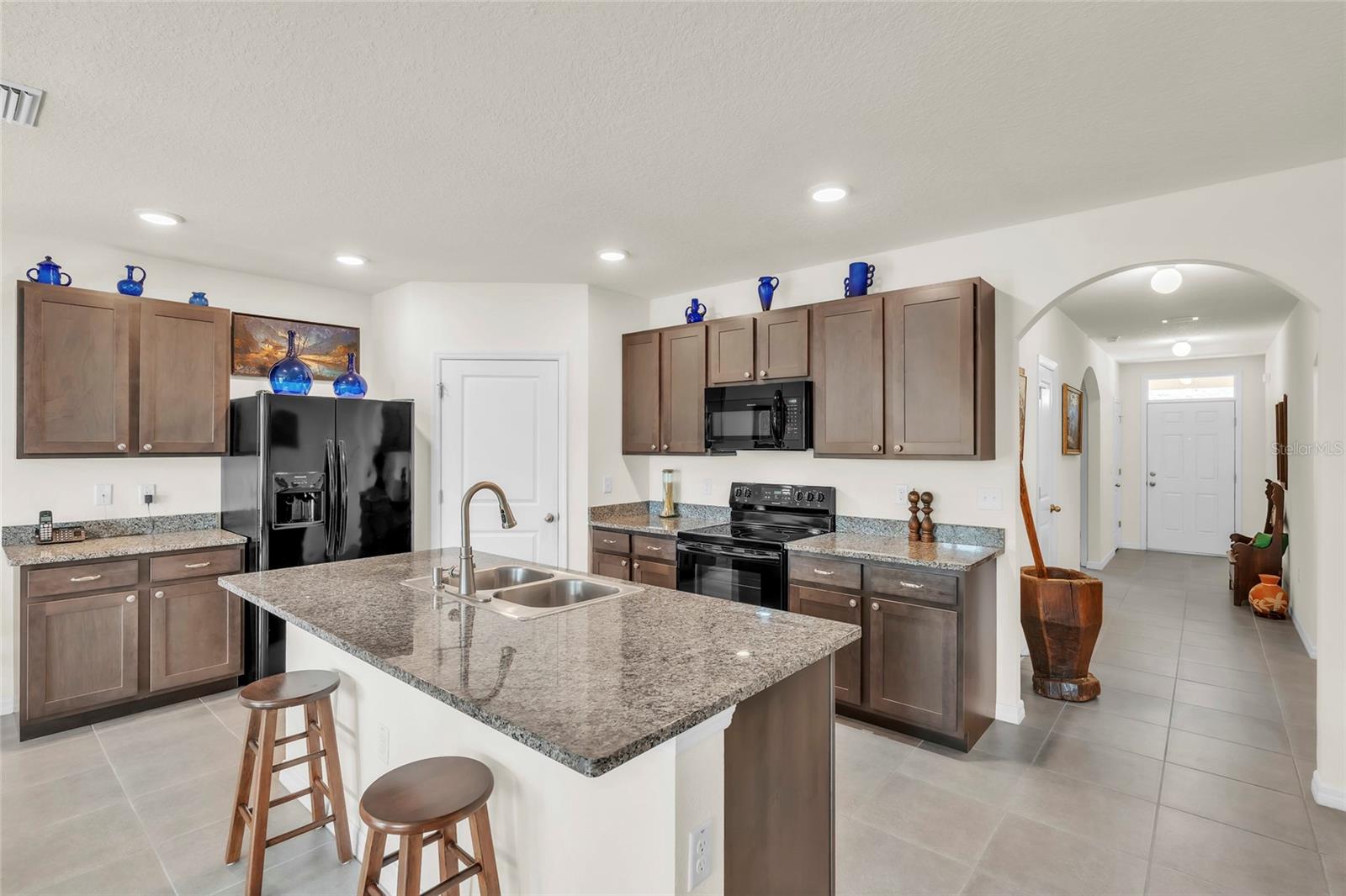 9527 SUNSTONE BLVD, THONOTOSASSA, FL, 33592