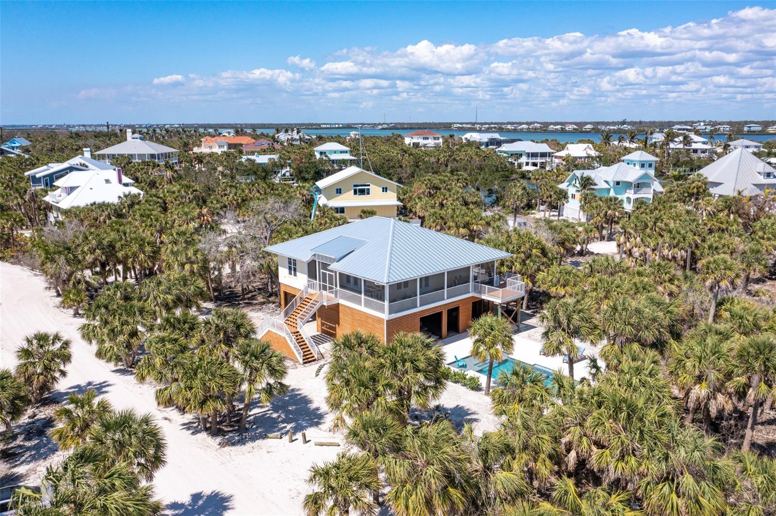 32 PALM DR, PLACIDA, FL, 33946