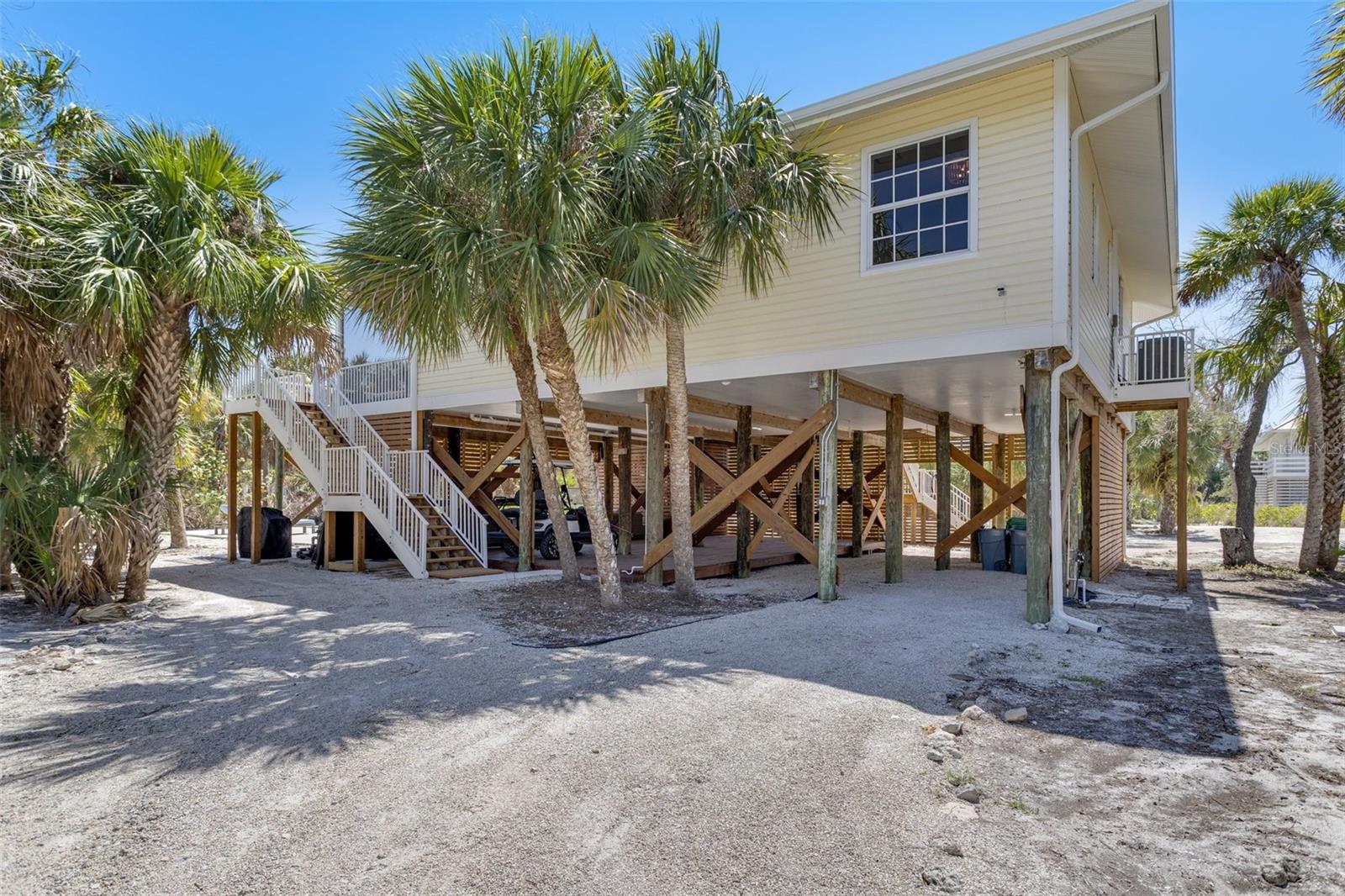 32 PALM DR, PLACIDA, FL, 33946