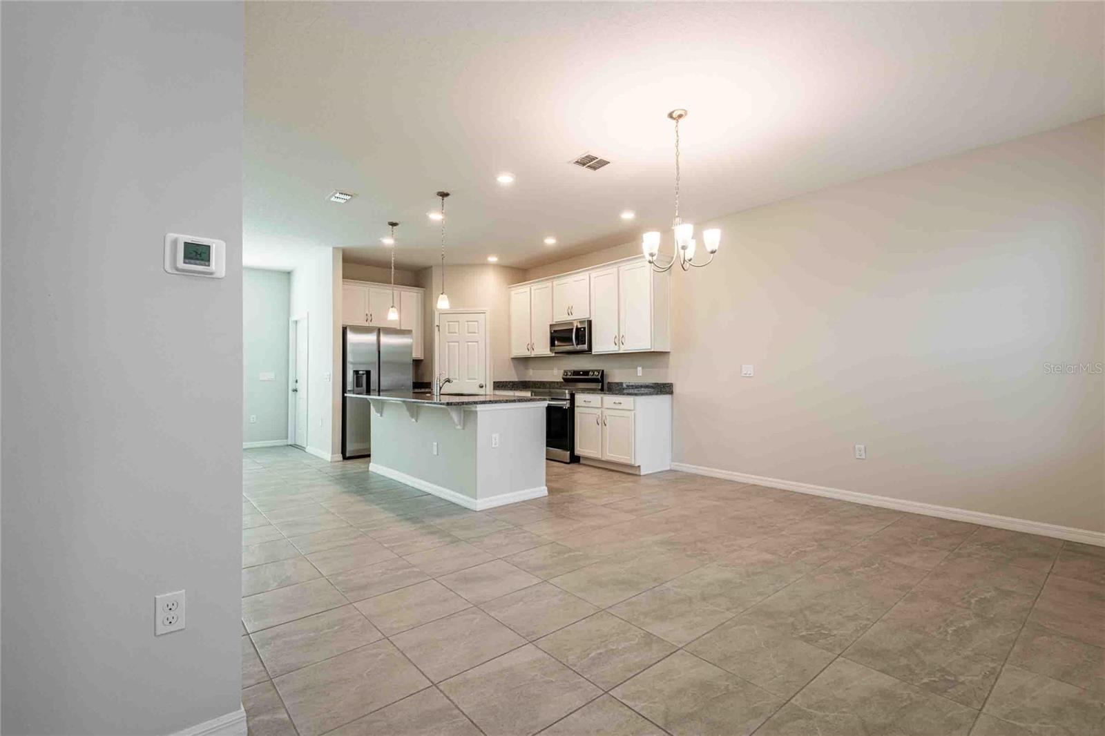 5072 AVALON PARK BLVD, WESLEY CHAPEL, FL, 33545