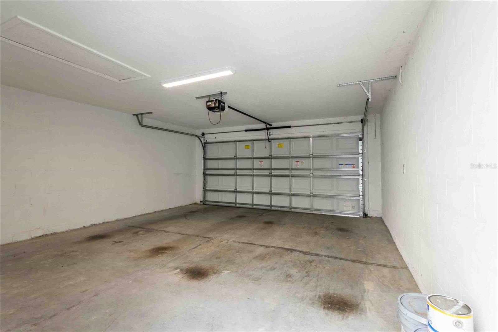 5072 AVALON PARK BLVD, WESLEY CHAPEL, FL, 33545