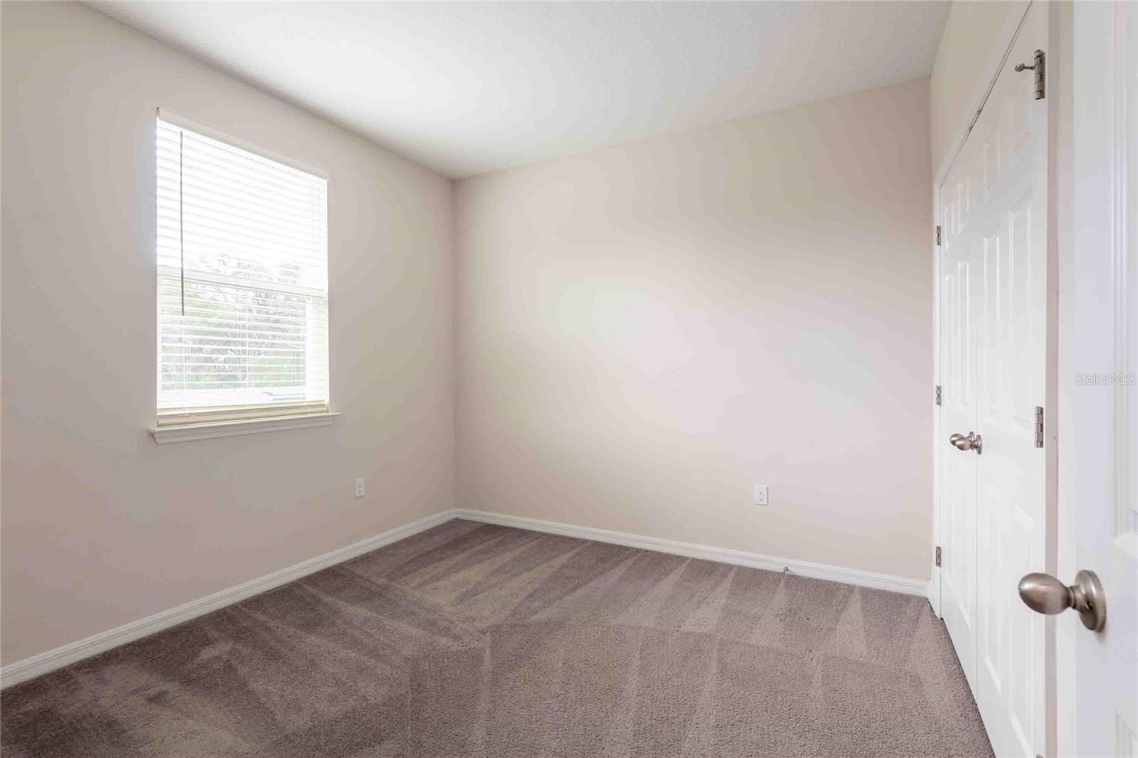 5072 AVALON PARK BLVD, WESLEY CHAPEL, FL, 33545