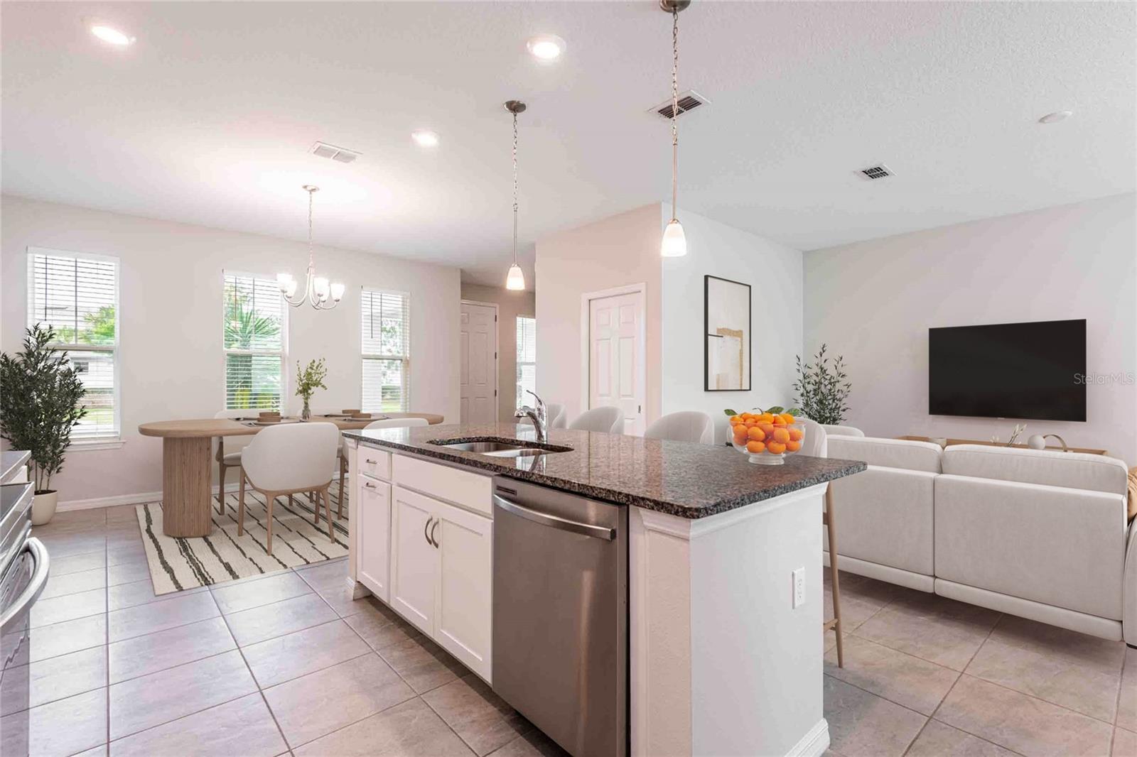 5072 AVALON PARK BLVD, WESLEY CHAPEL, FL, 33545